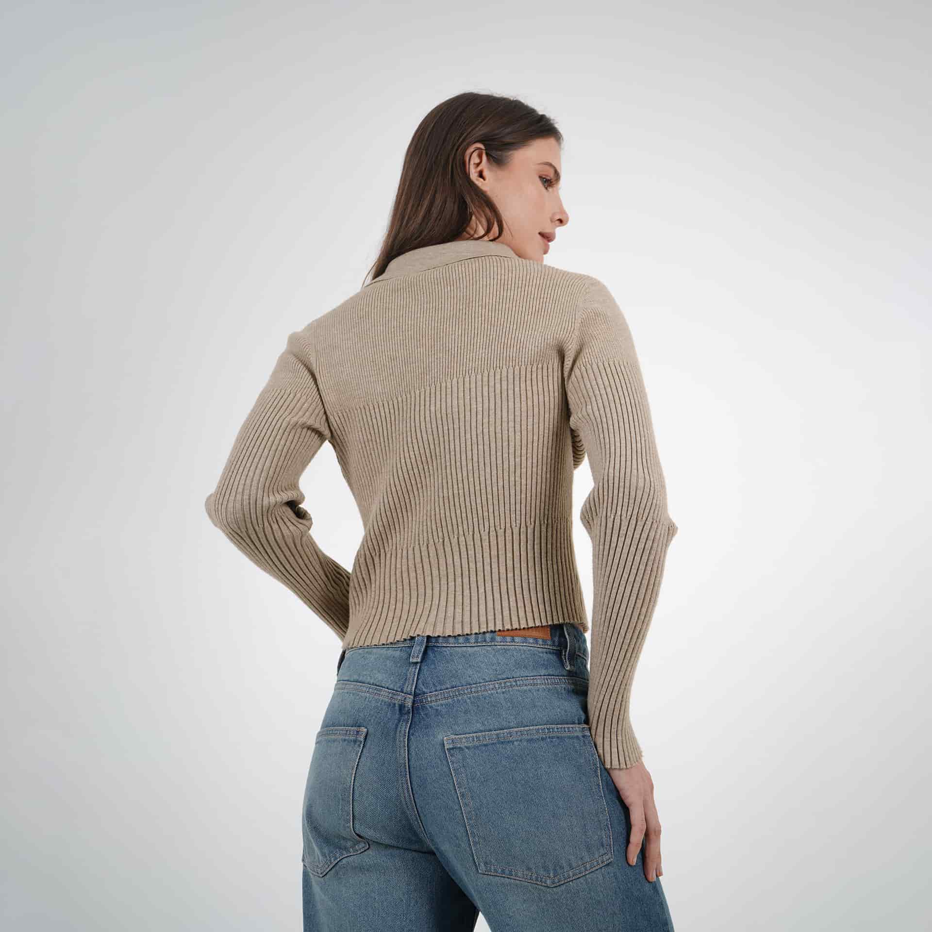 Sweater cuello sport manga larga con botones - miniatura 7