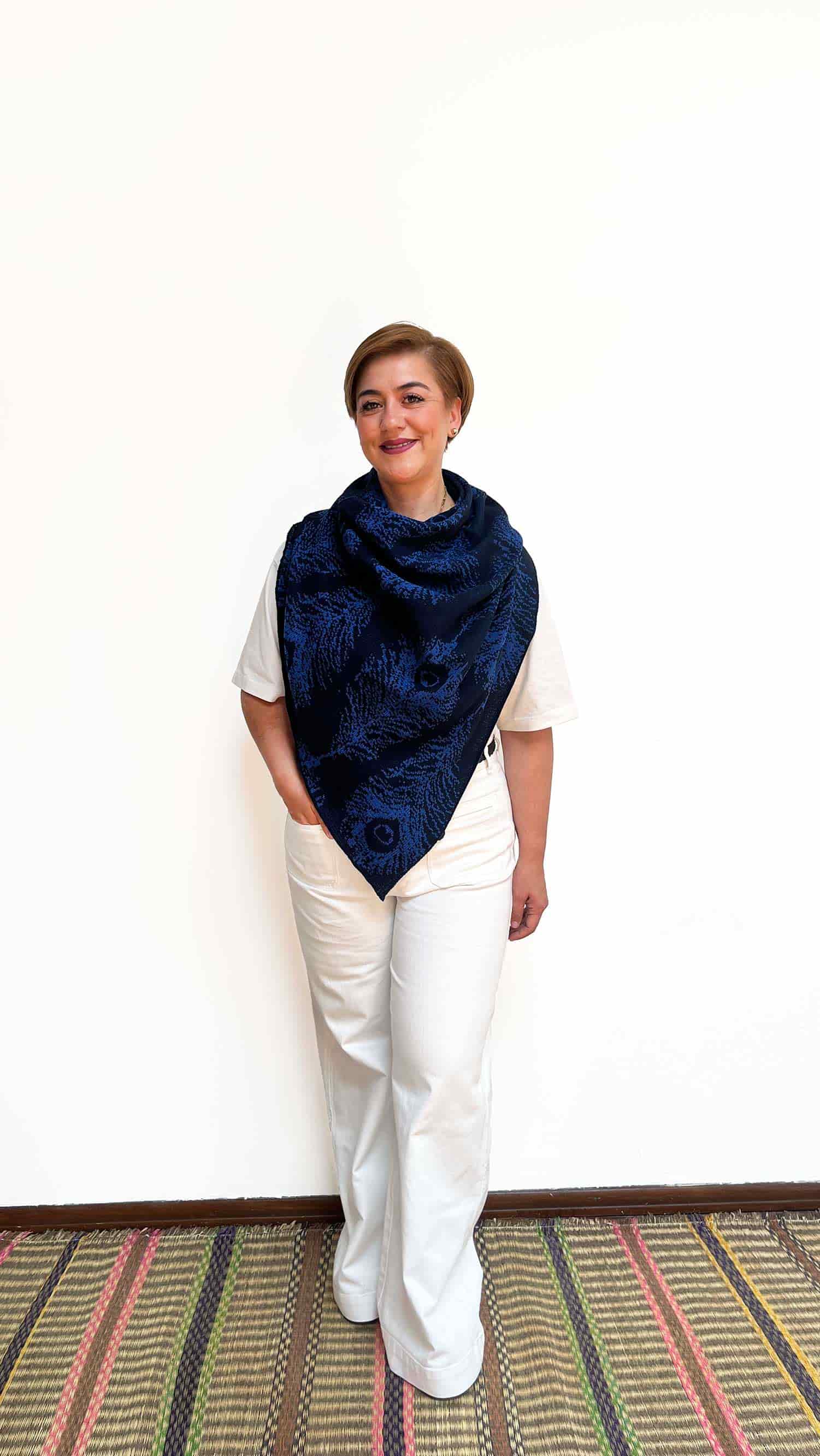 Poncho Plumas - azul oscuro y azul rey - miniatura 1