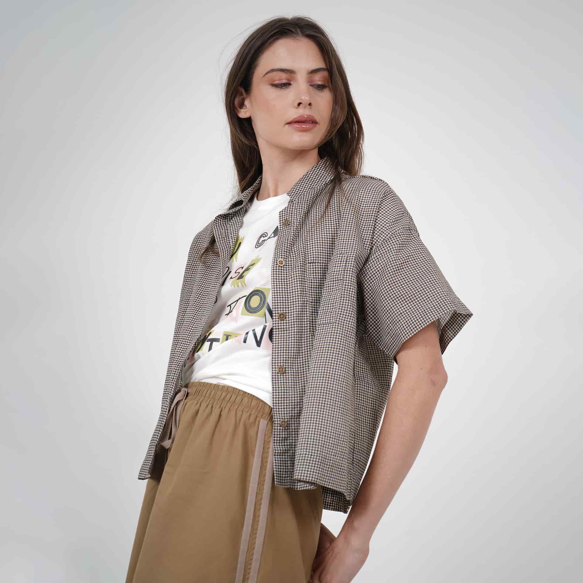 Blusa de cuadros cuello camisero manga corta con estampado Live - miniatura 2
