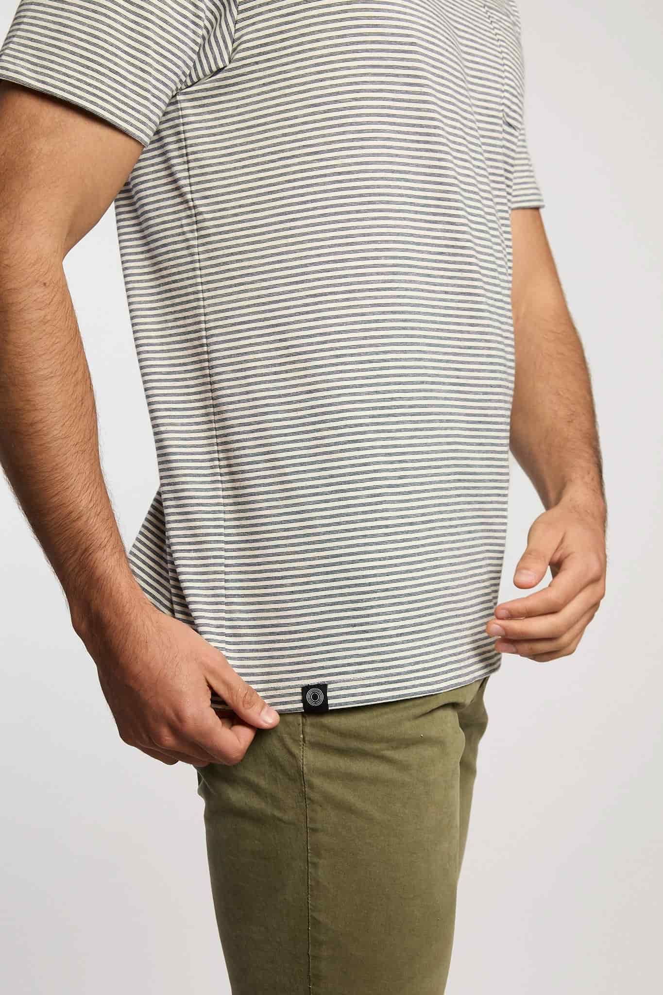 Camiseta Rayas Azul Oscuro - miniatura 2