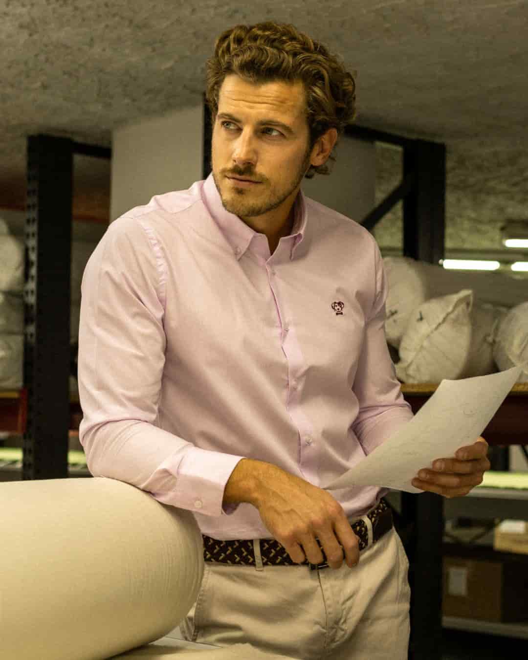 Camisa Antimanchas Popelina Light Pink Logo Burgundy - Talla Regular - miniatura 2
