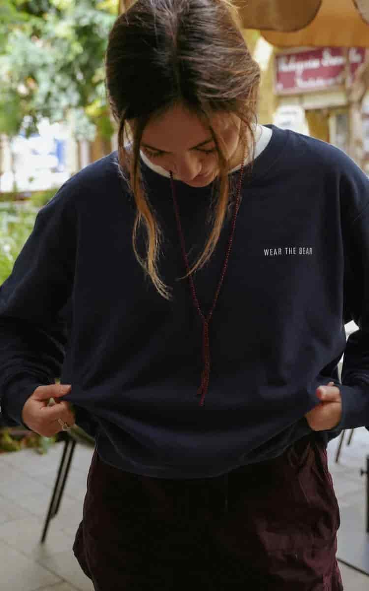 CREWNECK OSO ESTAMPADO AZUL OSCURO - UNISEX - miniatura 2