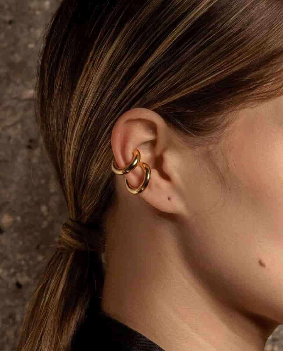 SET DE DOS SMALL MOON EAR CUFF GOLD - miniatura 2