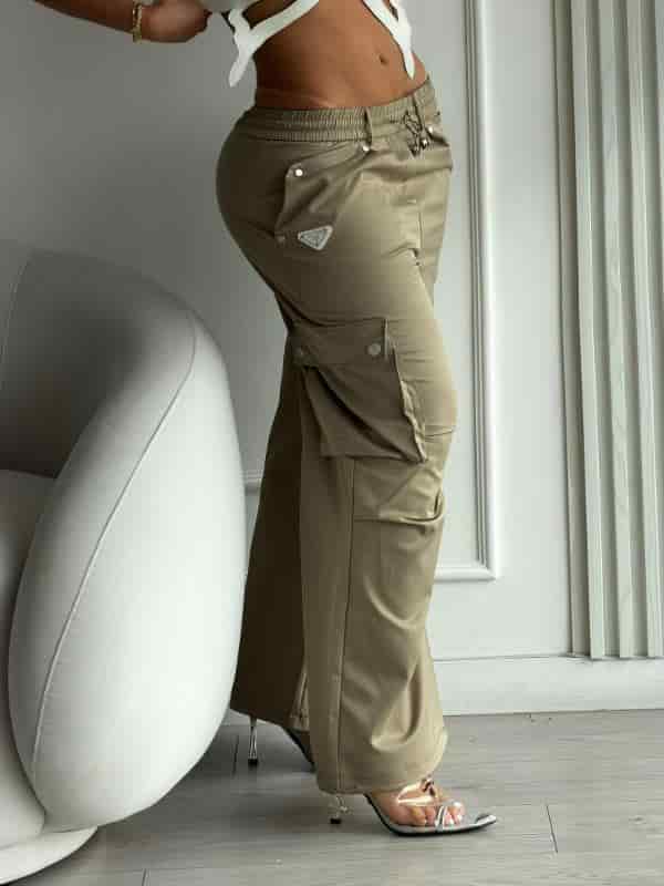 PANTALON PRADA CARGO VERDE MILITAR - miniatura 2