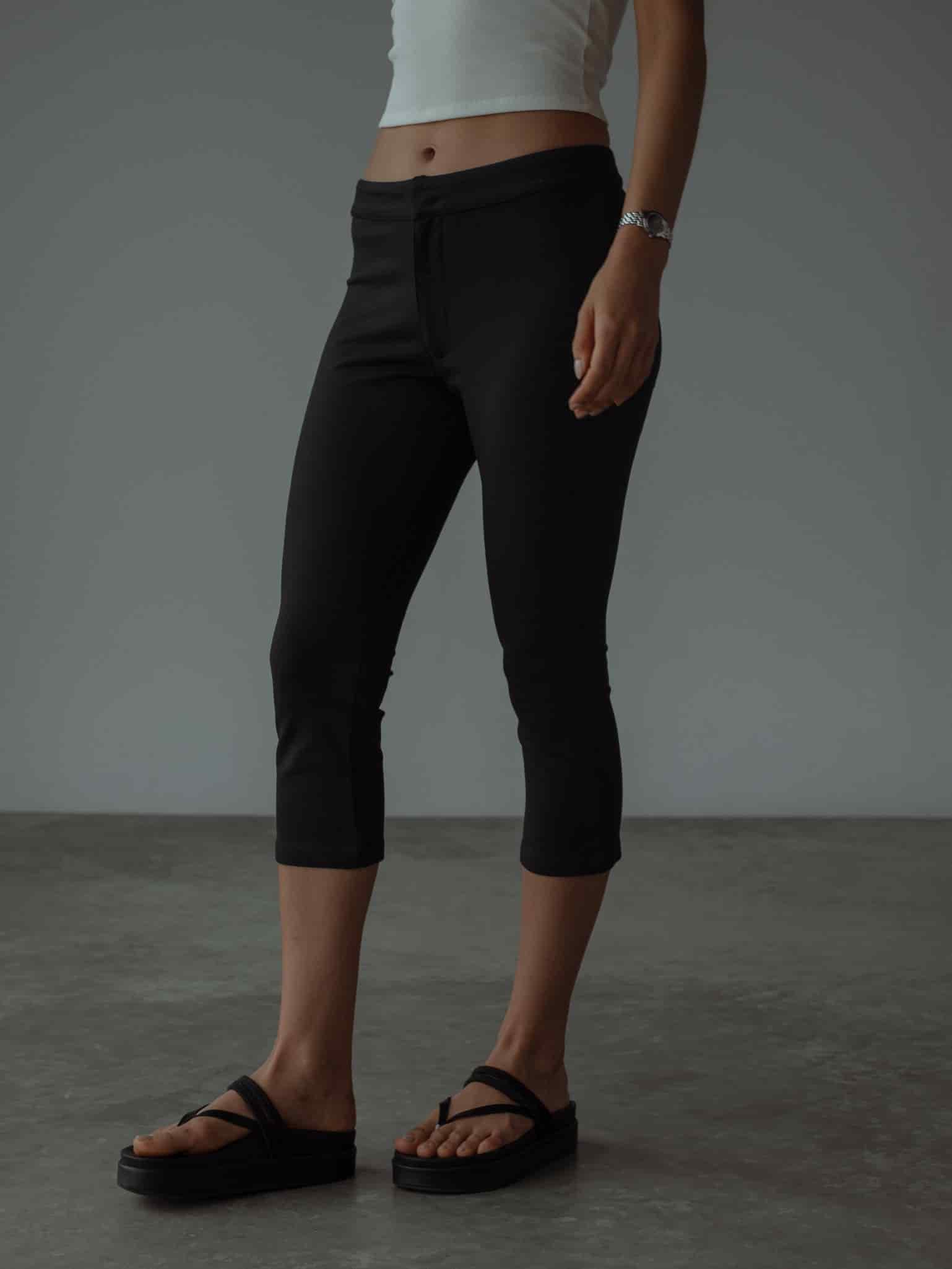 BASIC CAPRI PANT - BLACK - miniatura 7