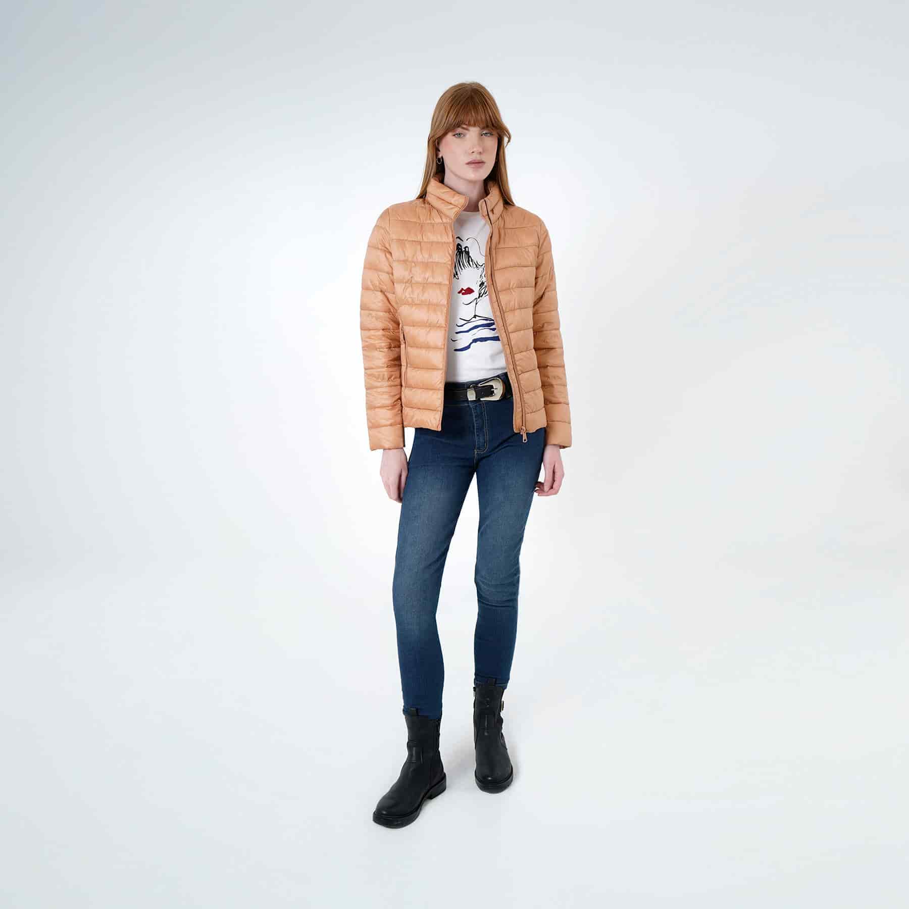 Chaqueta acolchada cuello alto con capucha interna - miniatura 32