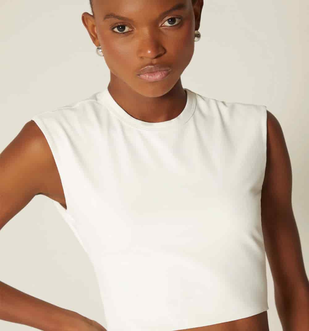Blusa crop espalda entorchada - miniatura 7