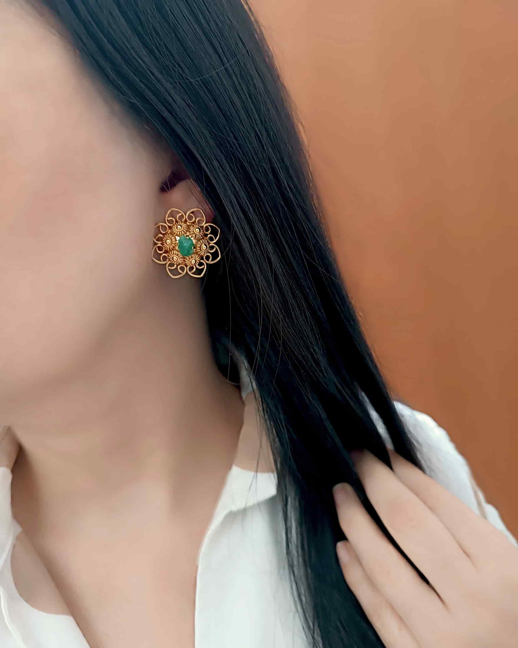 Aretes filigrana con tomatillos y esmeralda - miniatura 5