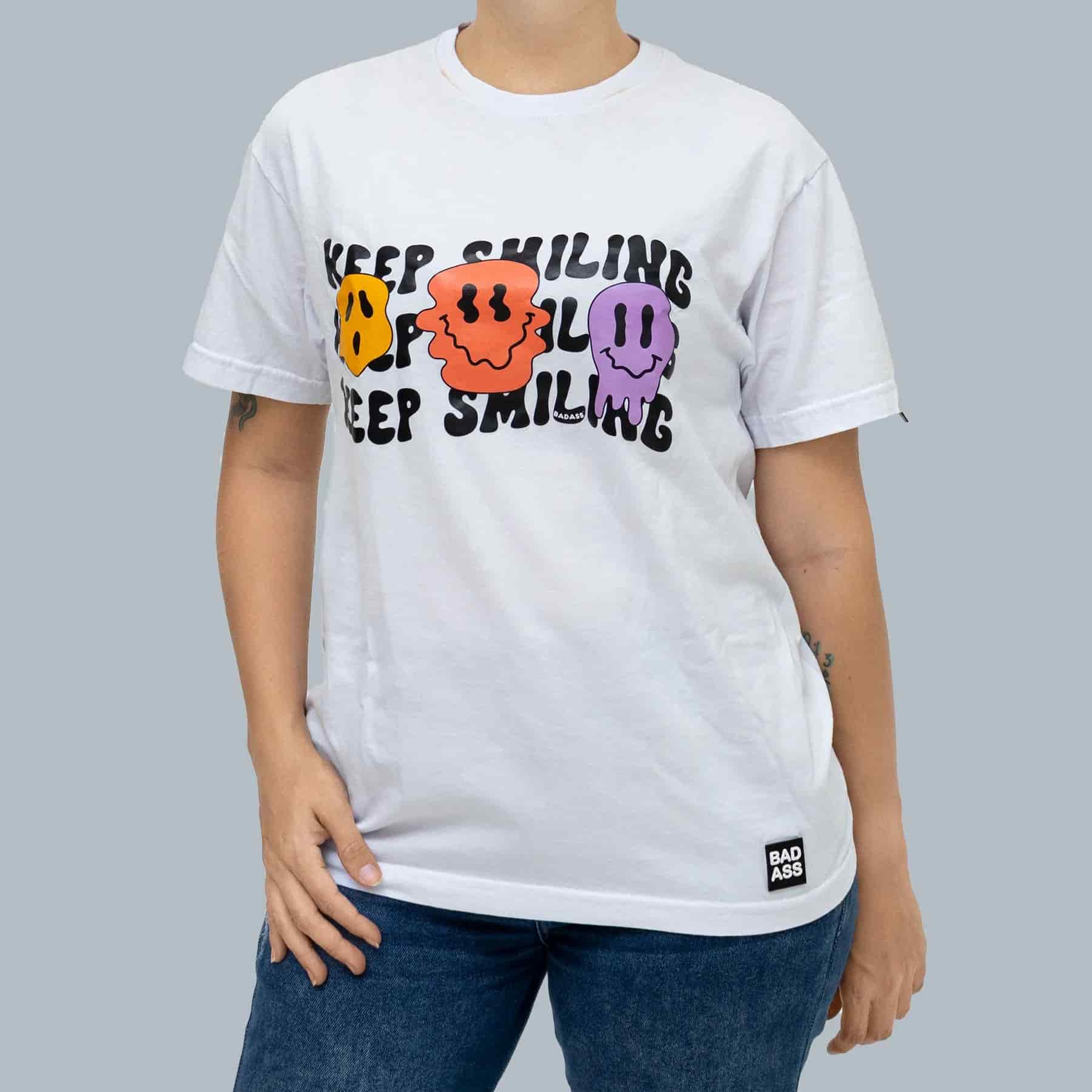 Camiseta Keep Smiling - miniatura 2