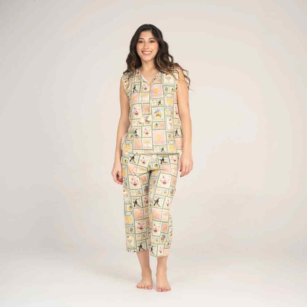 Conjunto de Pijama Pantalón Capri Estampilla. - miniatura 1