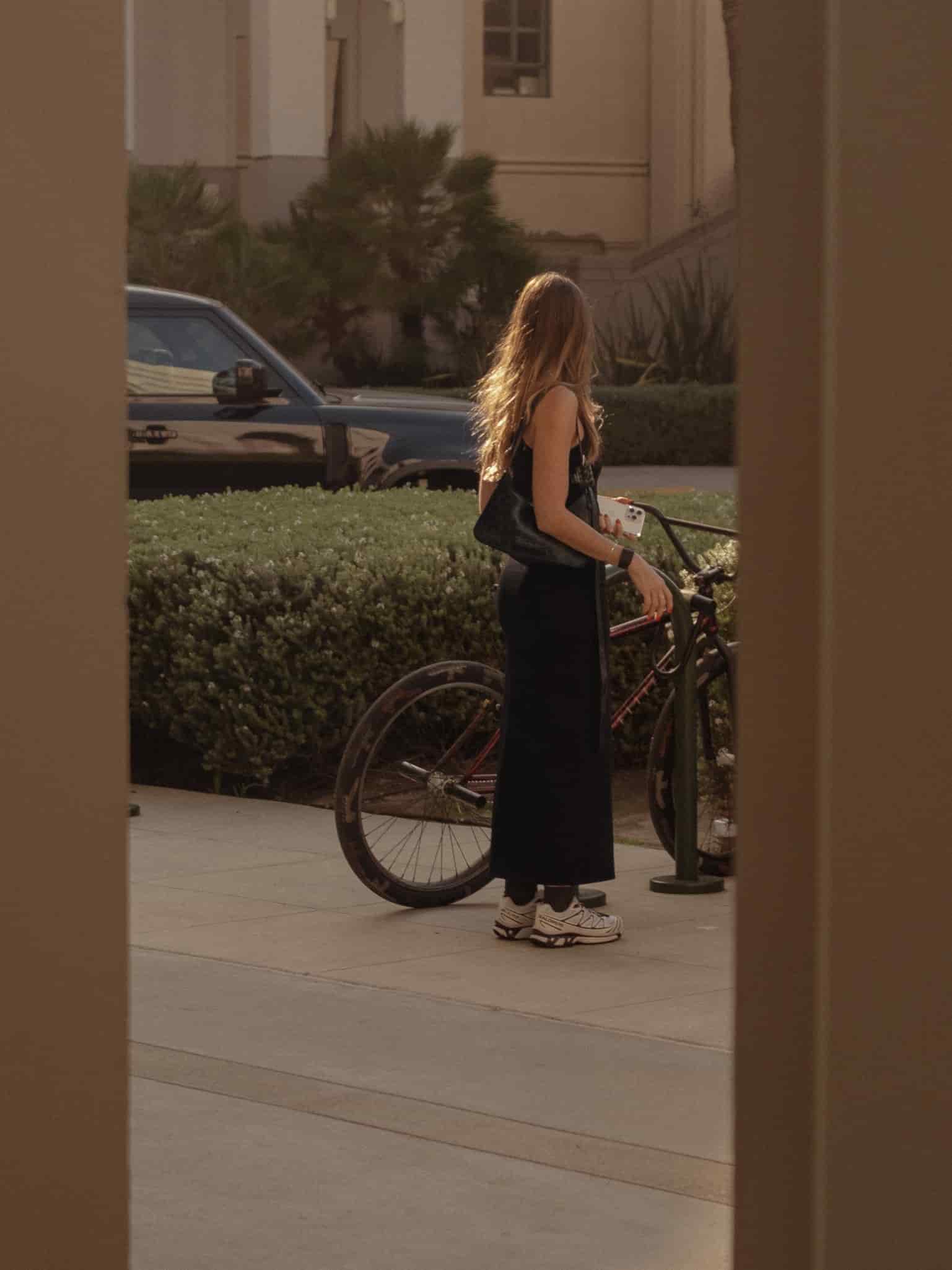 ESSENTIAL LONG DRESS - BLACK - miniatura 3