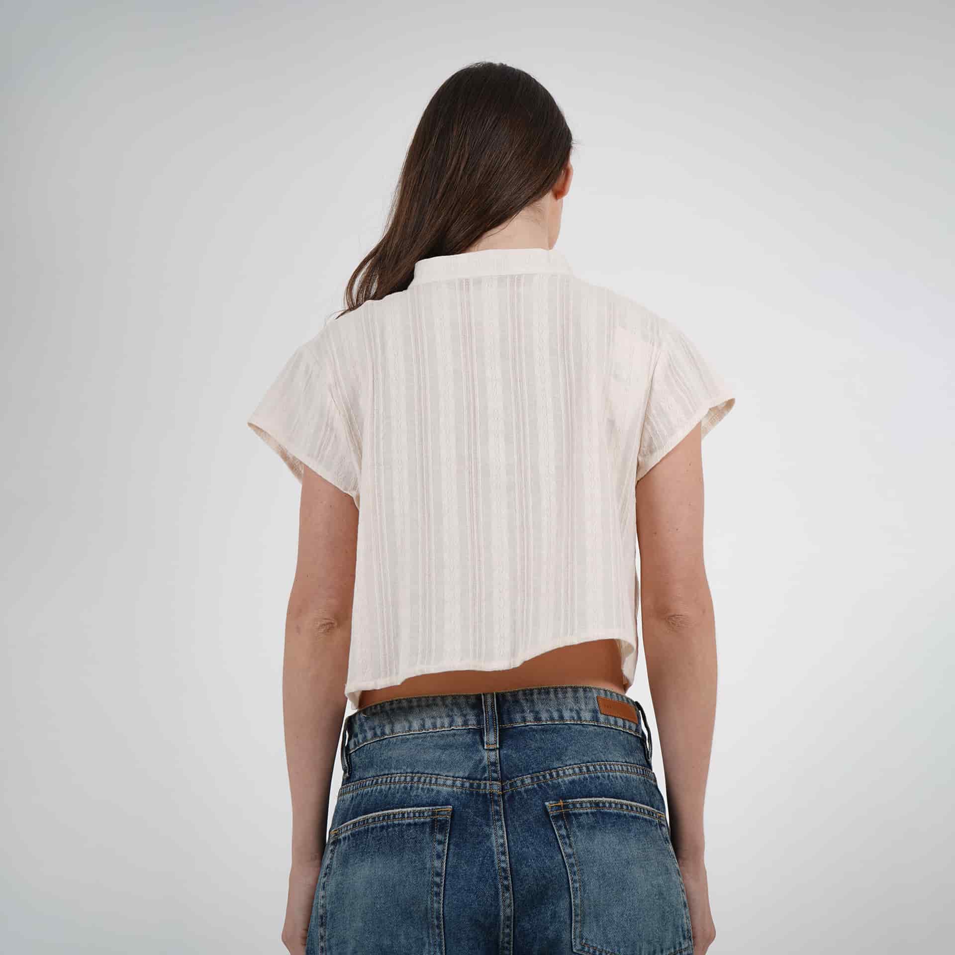 Blusa abierta cuello nerú manga corta doble función con textura - miniatura 4