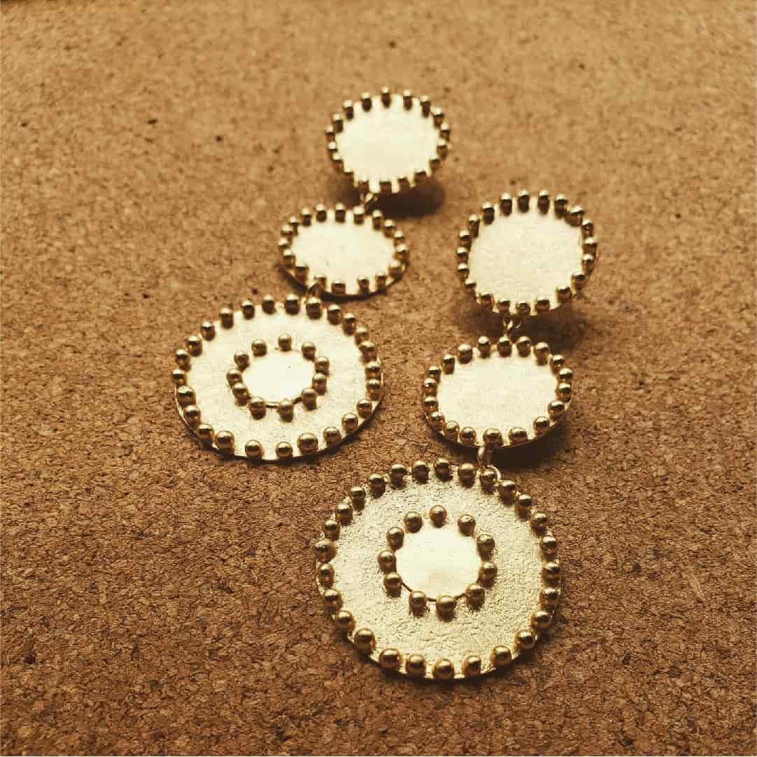 Aretes con 2 círculos y medallón precolombino - miniatura 3