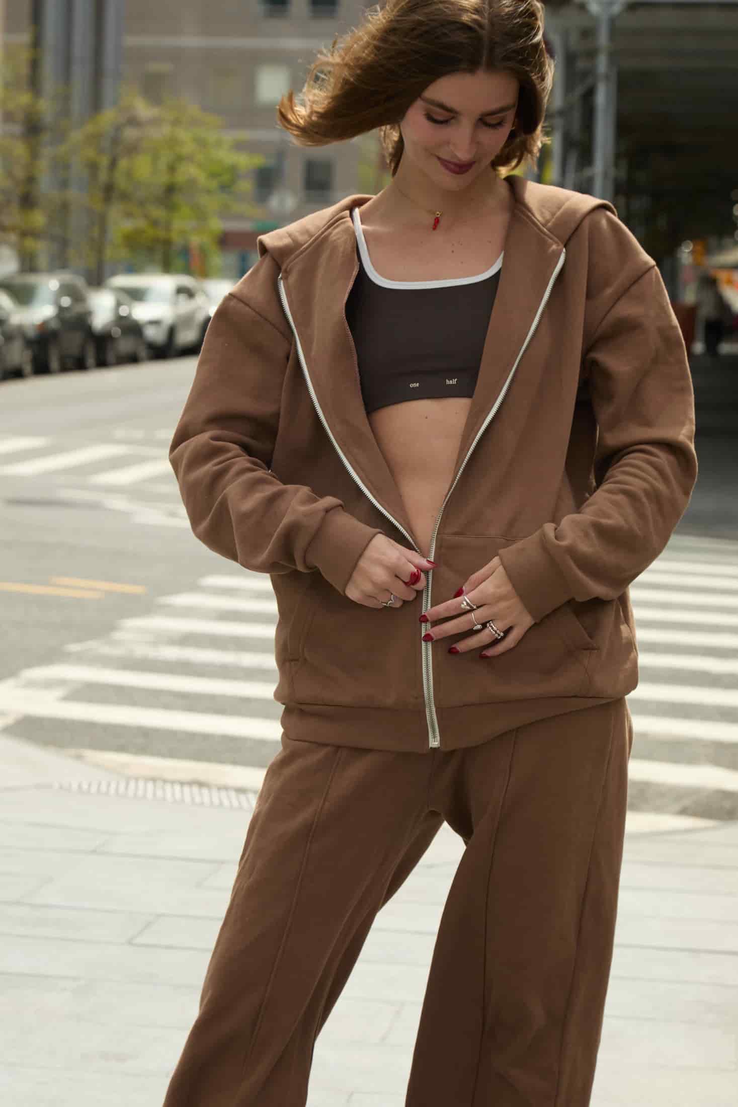HOODIE DE CREMALLERA CAFÉ - UNISEX - miniatura 5