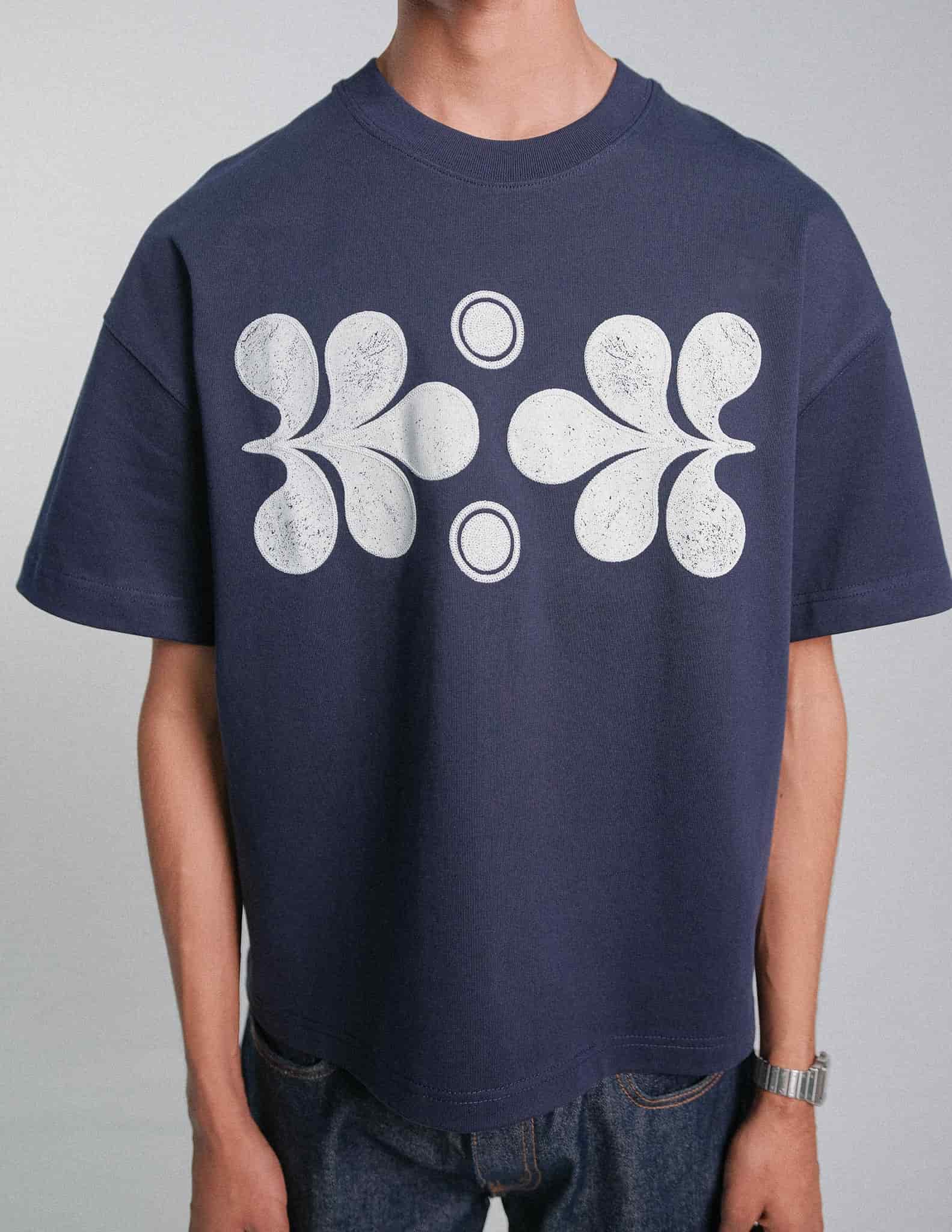 Camiseta floreciendo azul - miniatura 4