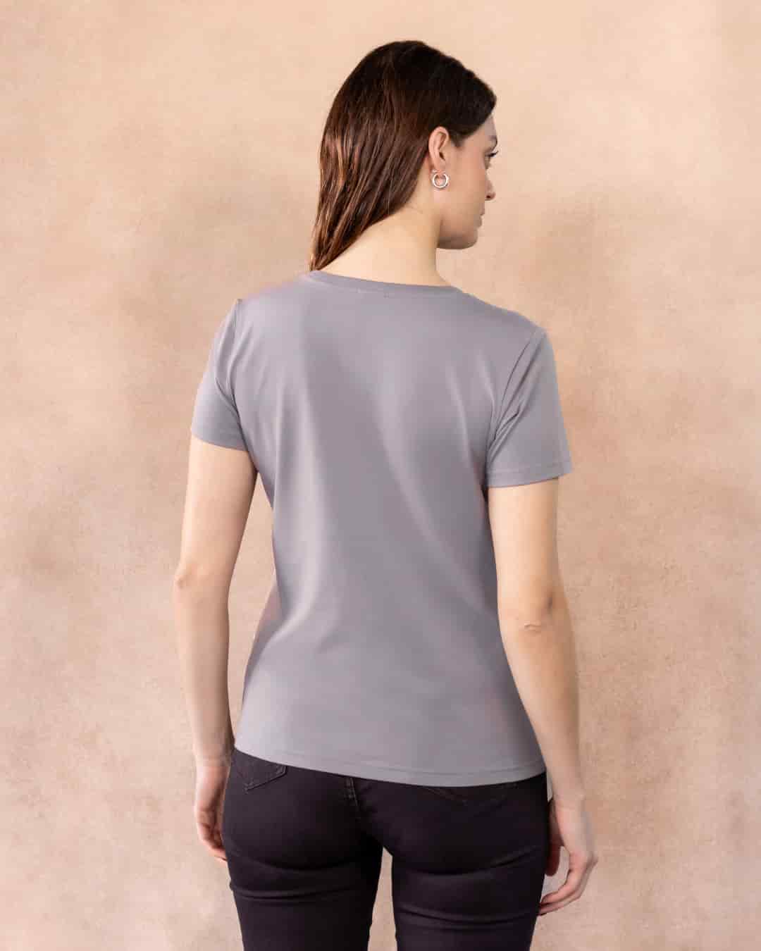 Camiseta Antimanchas  Cuello V Gris Claro - Talla Regular - miniatura 4