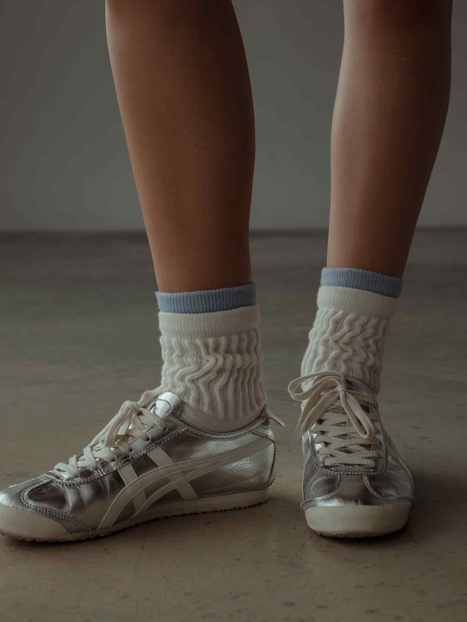 MIDI LAYERING SOCKS - SOFT WHITE & BABY BLUE - miniatura 1