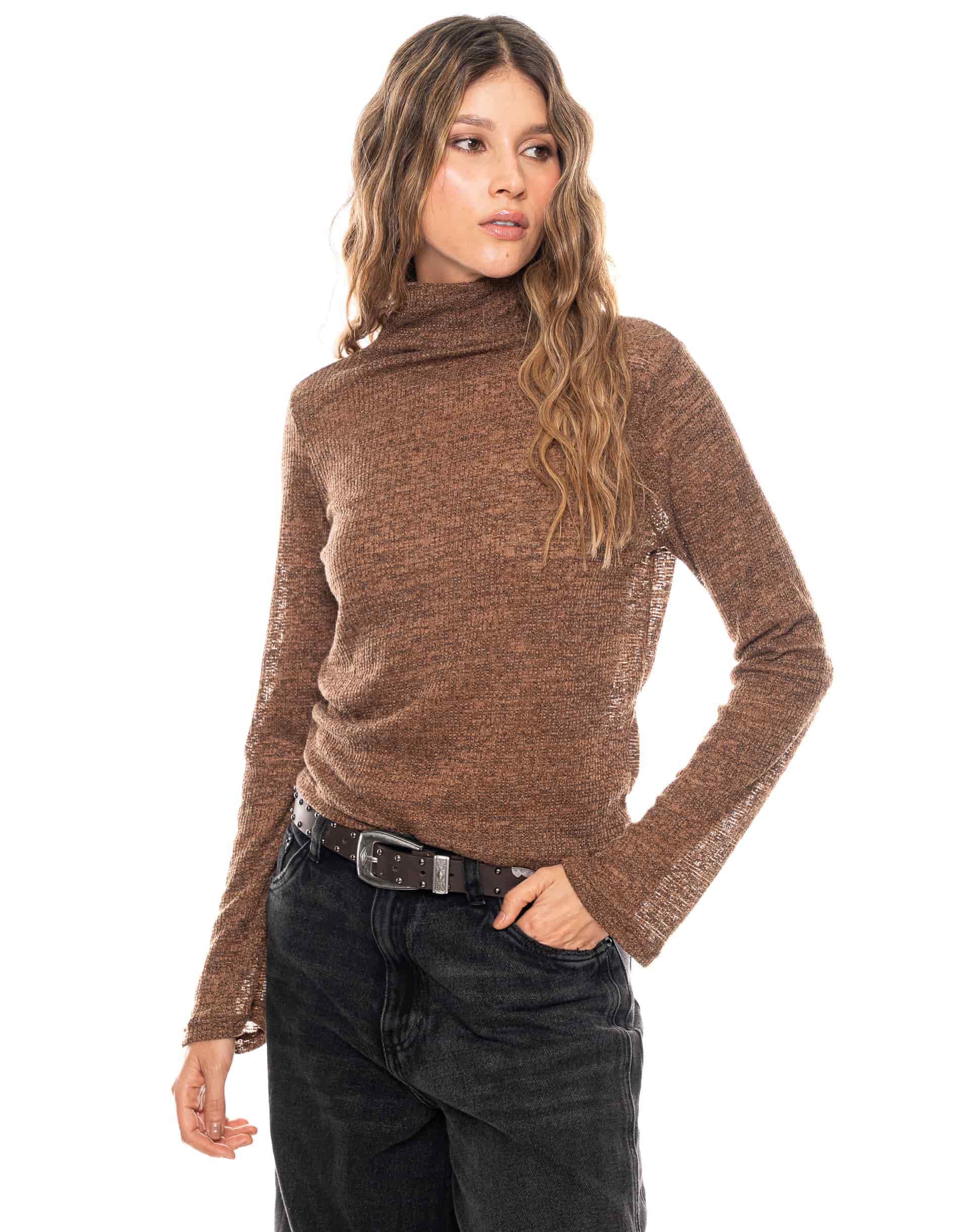 Camiseta Manga Larga Cuello Alto Café - miniatura 6