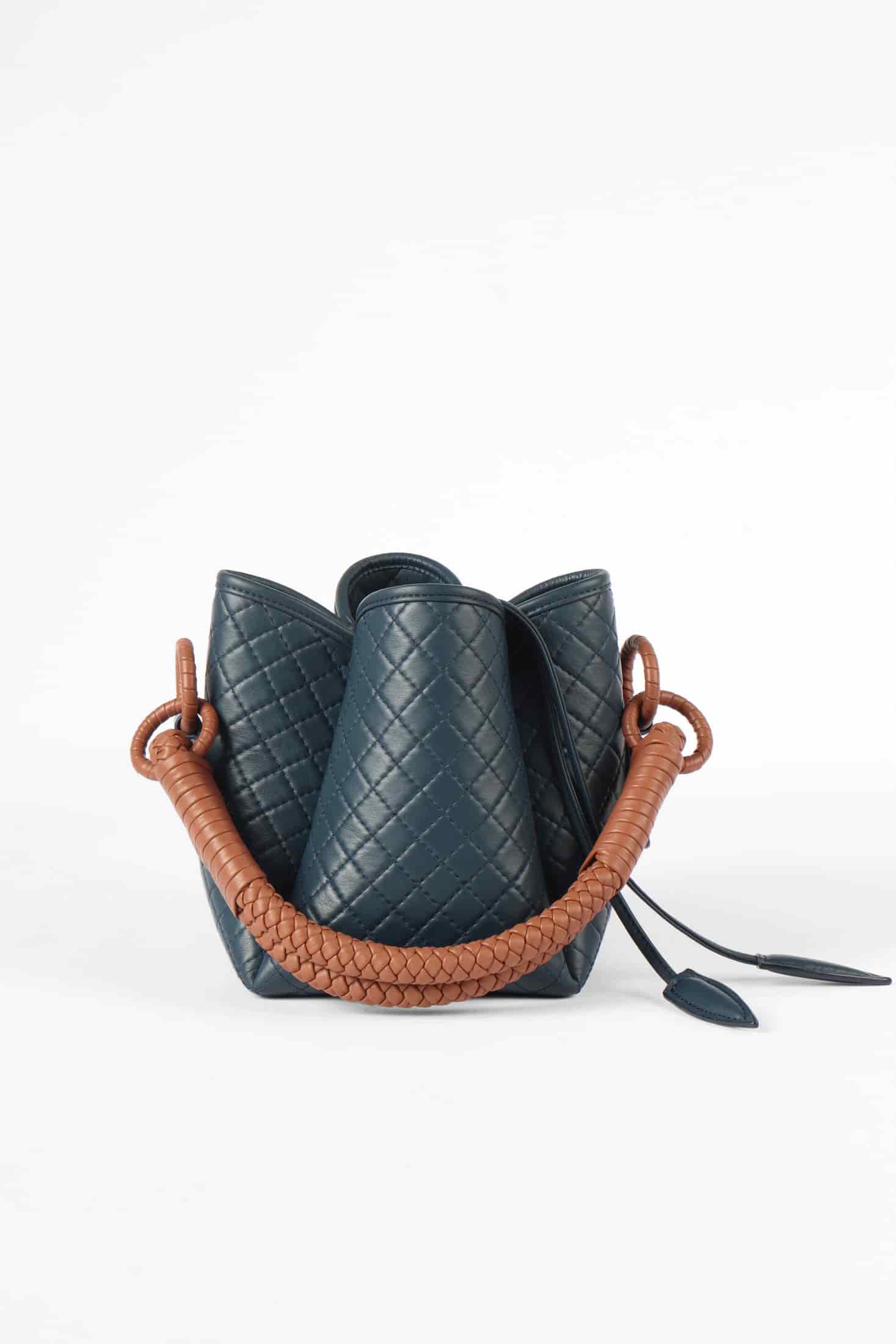 Tulip Mini  Bucket Bag, Navy Blue & Brandy - miniatura 1