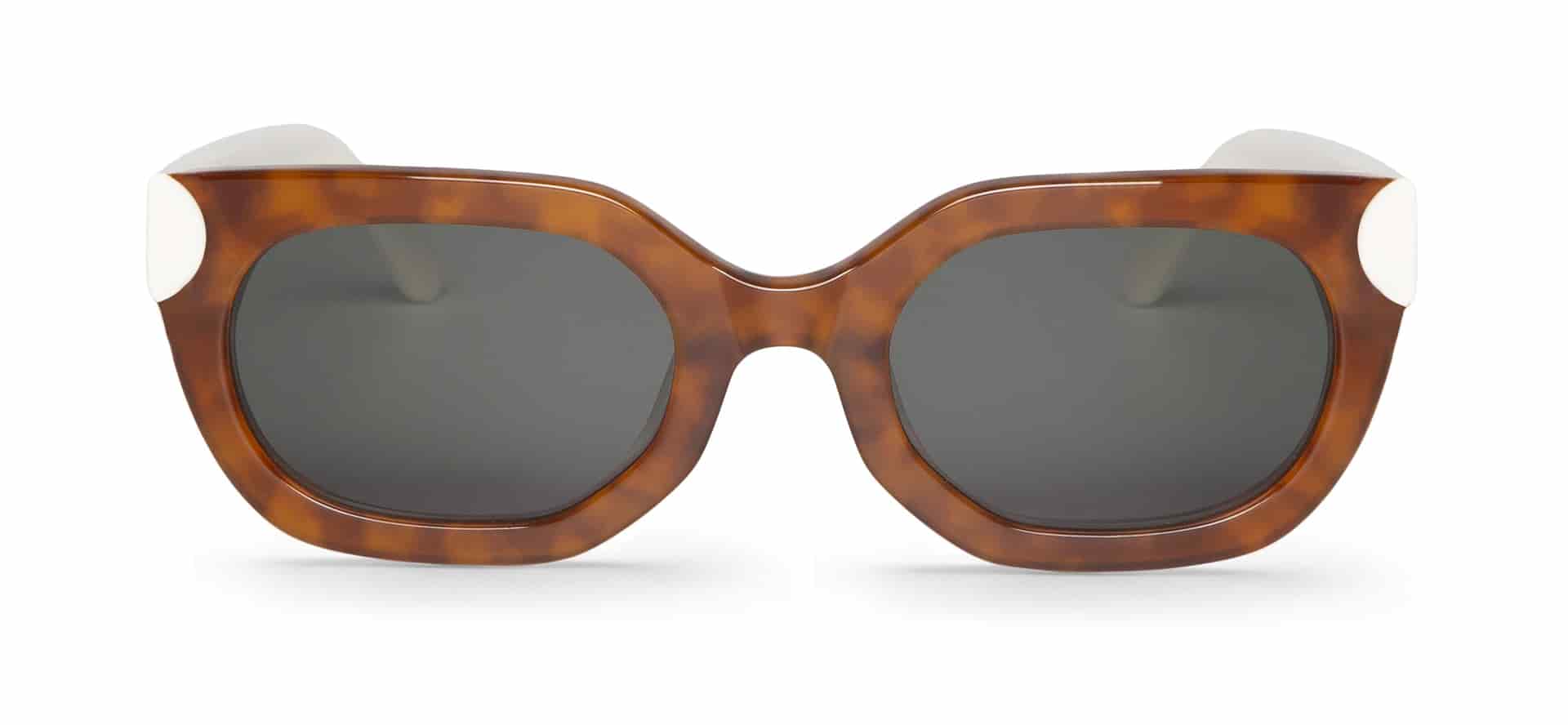 TREAT PARNELL WITH CLASSICAL LENSES - miniatura 1