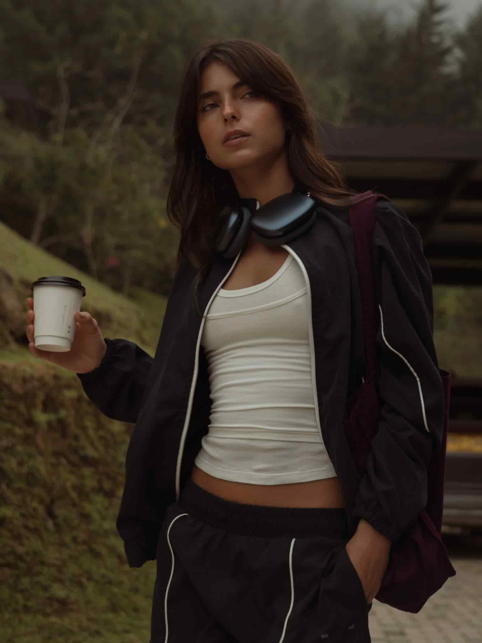 RETRO WINDBREAKER - BLACK - miniatura 3