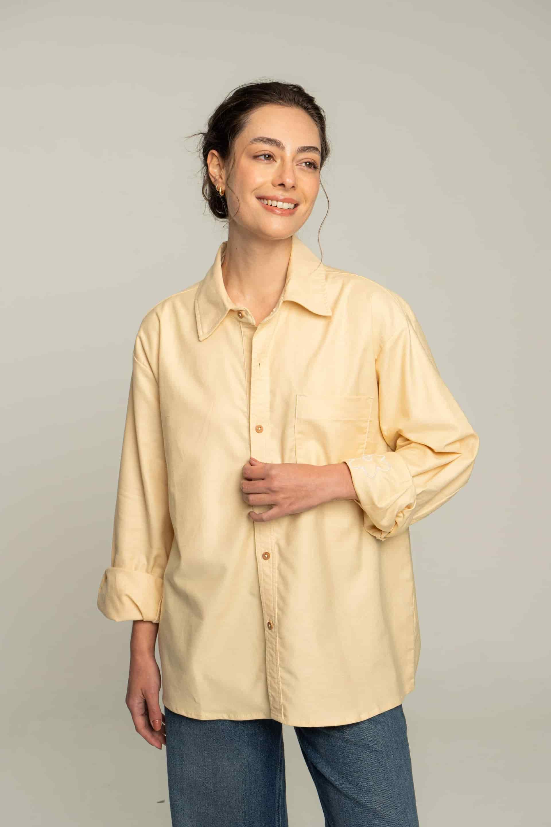 Camisa flor amarilla - miniatura 1