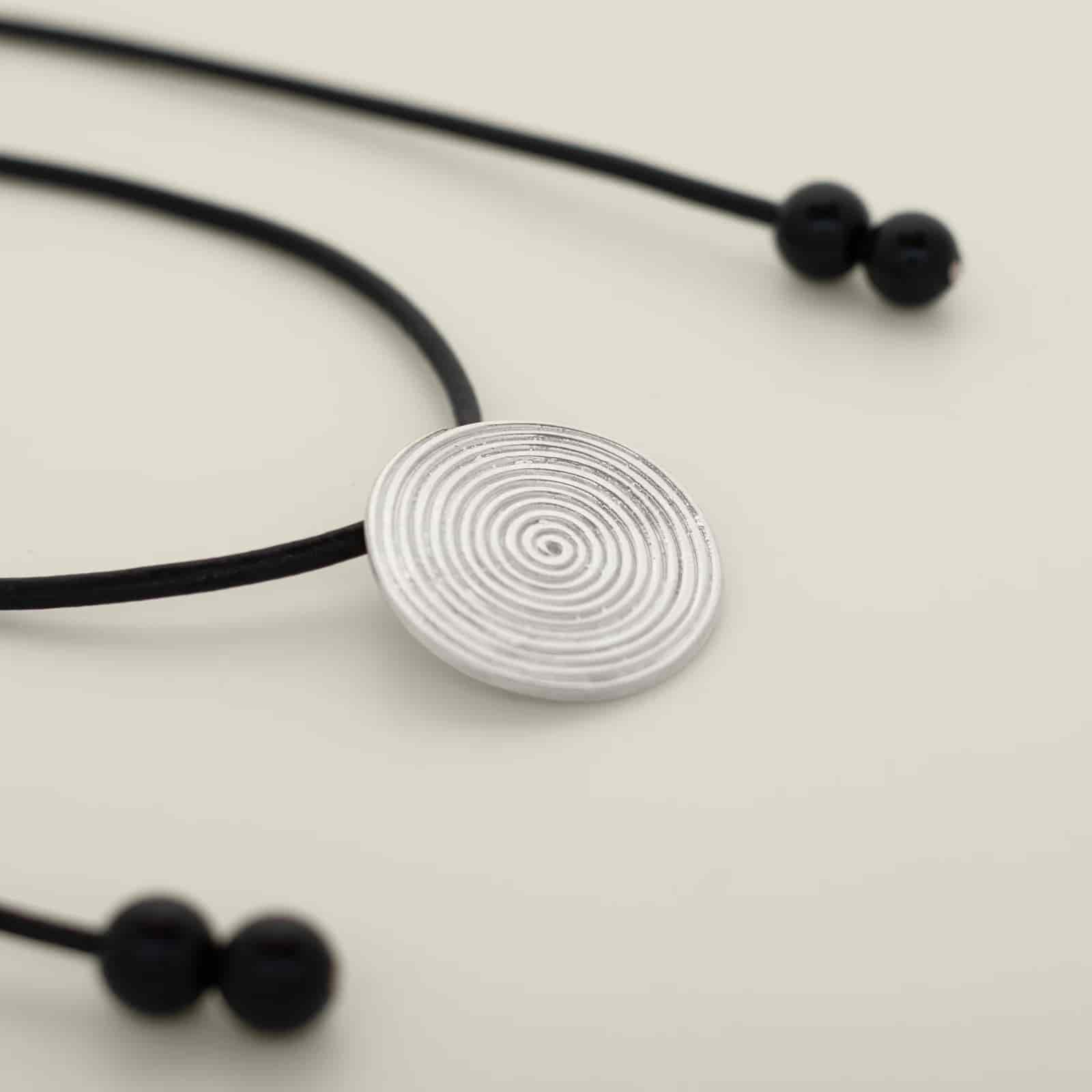 Uzumaki Necklace Silver - miniatura 1