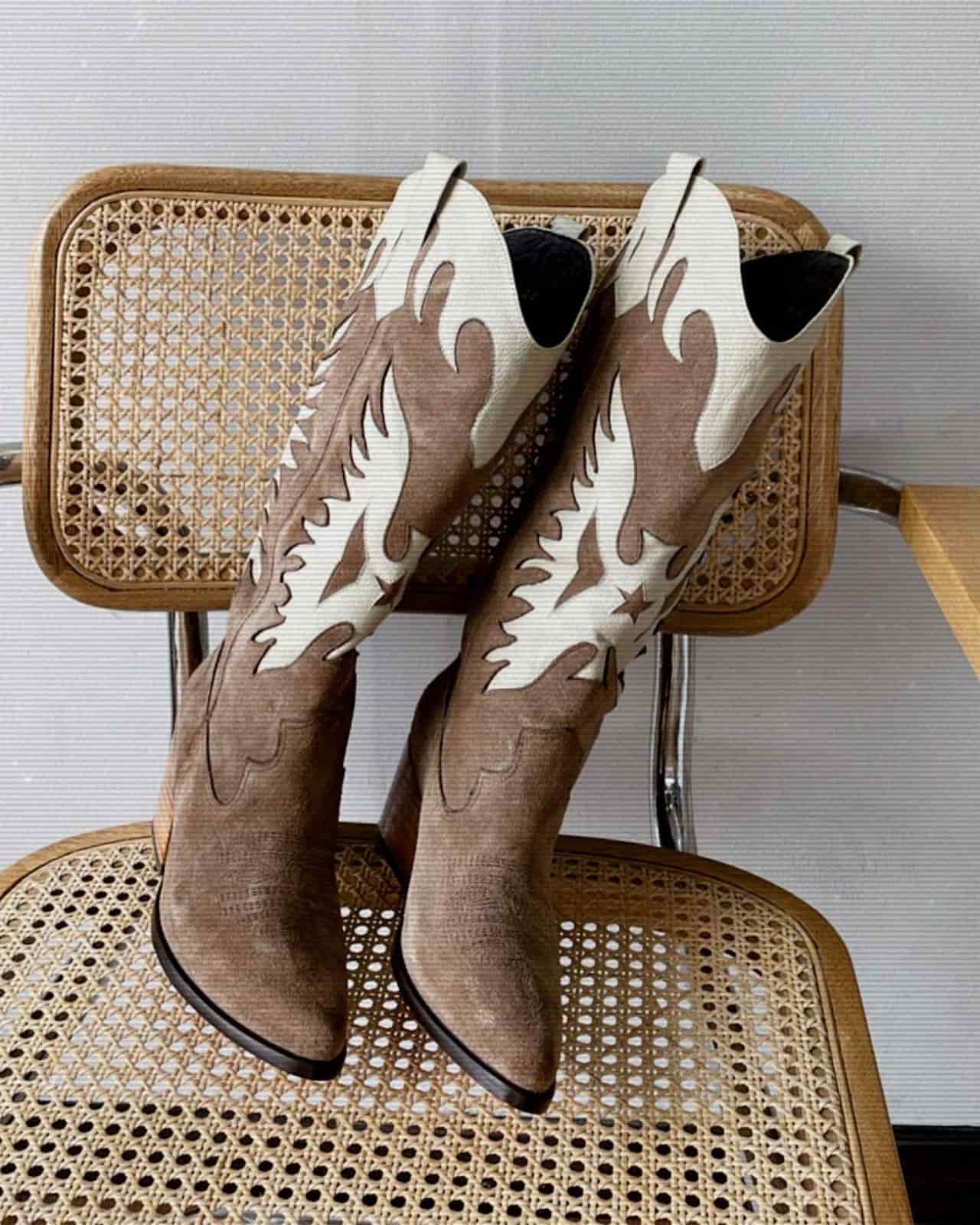 Botas llamas almendra - miniatura 3