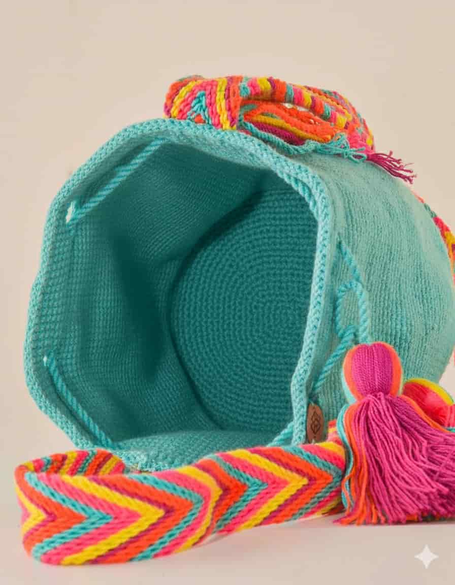 Mochila Unicolor Mediana - miniatura 28