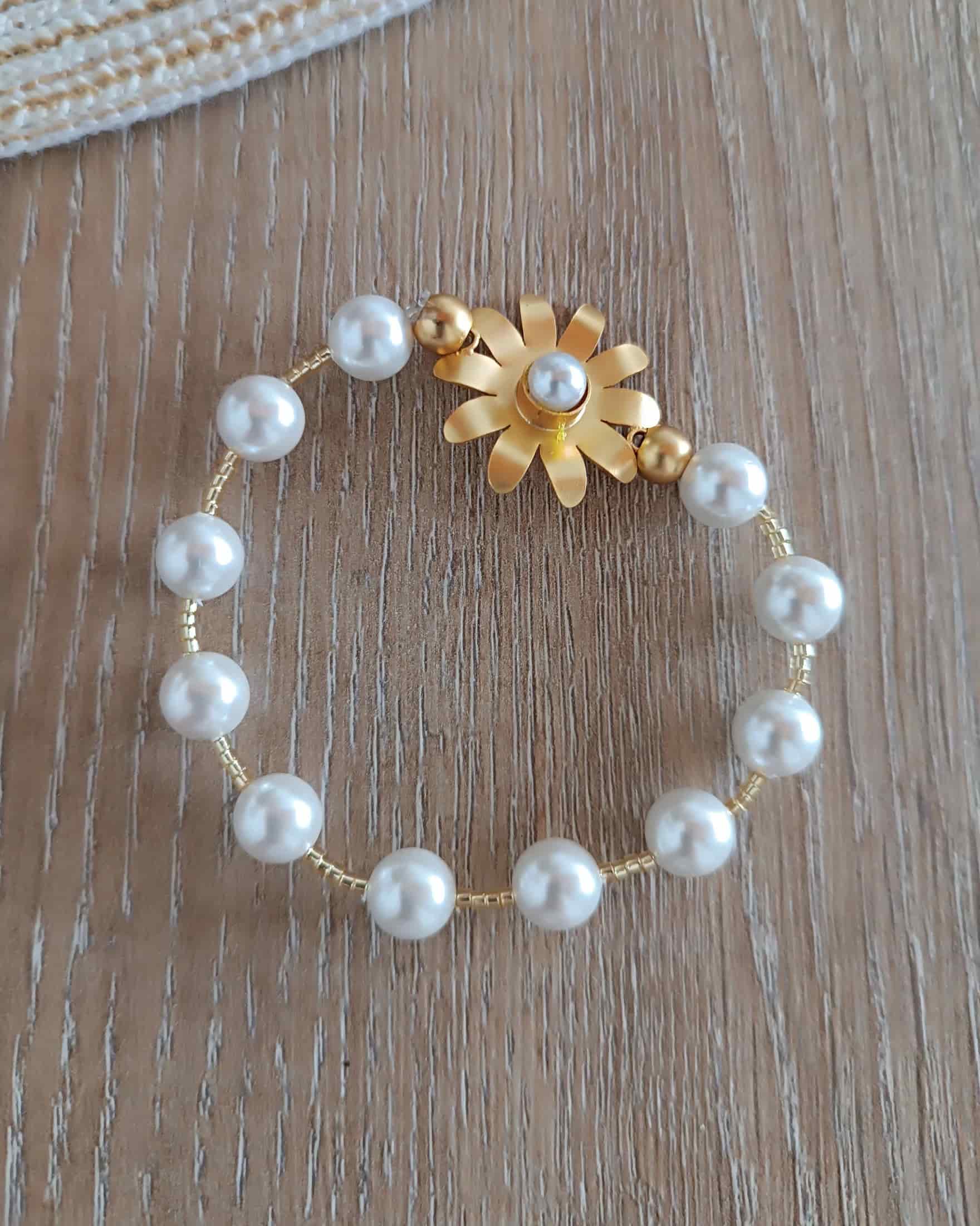 Pulsera de perlas Shell y flor Margarita - miniatura 3