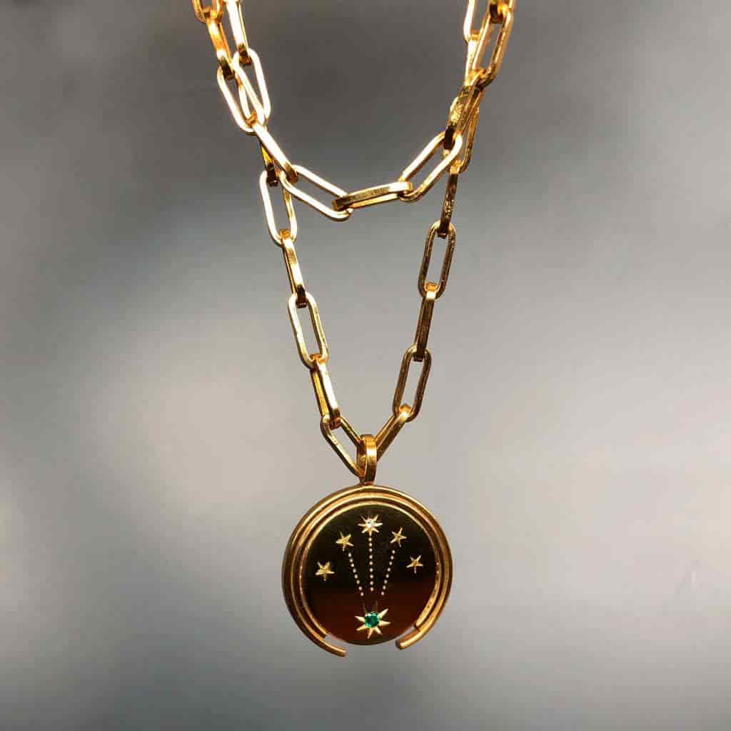 MONEDA SOHUM ESTRELLAS ESMERALDA ORO - miniatura 1