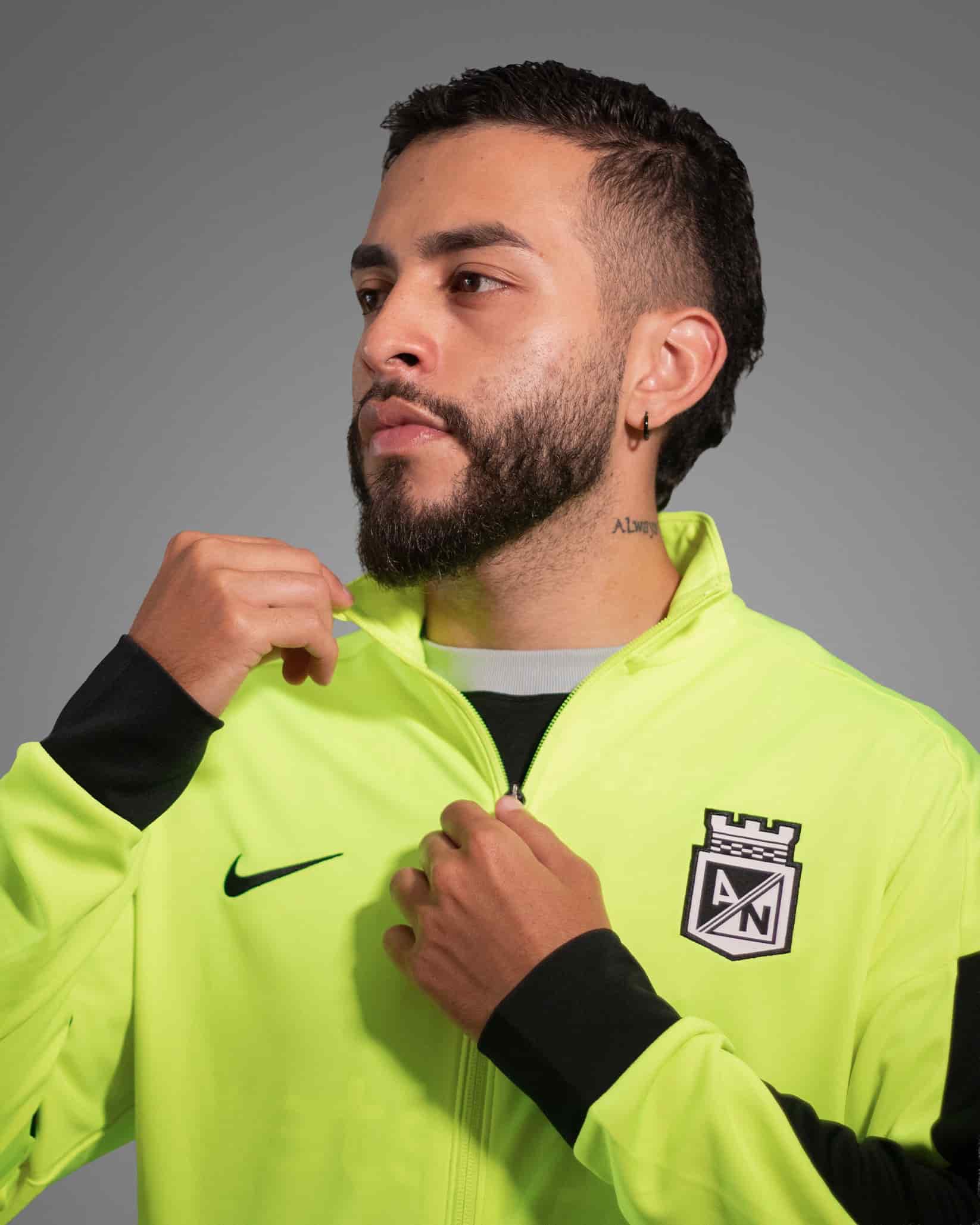 CHAQUETA ENTRENO NEON NIKE 2026 HOMBRE - miniatura 3