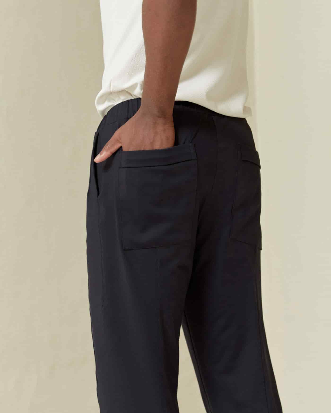 Pantalón Tech Clásico Negro MAGO MAS - miniatura 1