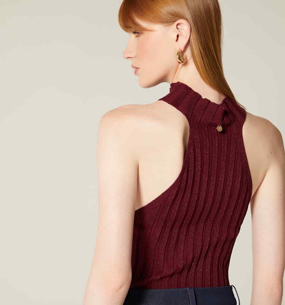Blusa con entorche en cuello - miniatura 4