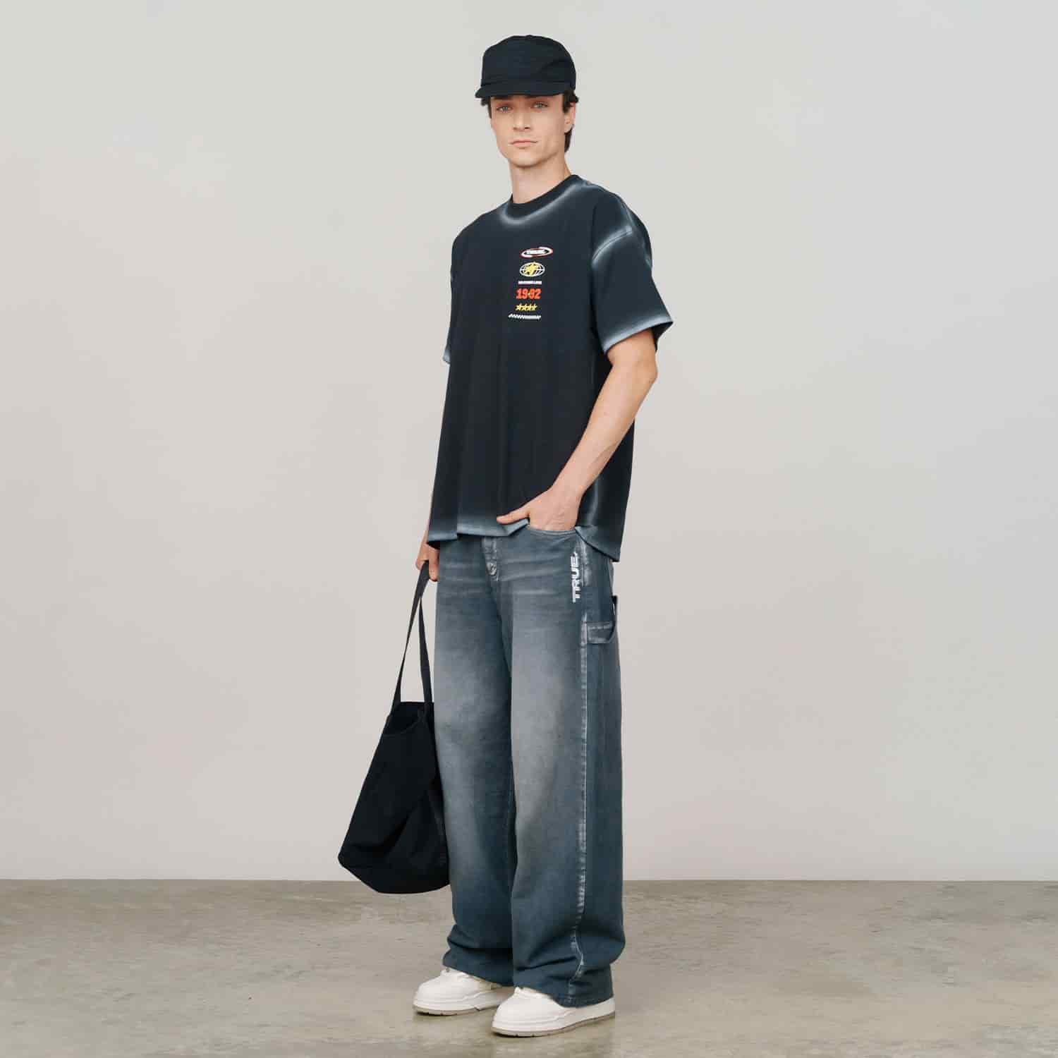 No Finish Line Oversized T-Shirt - Black - miniatura 7