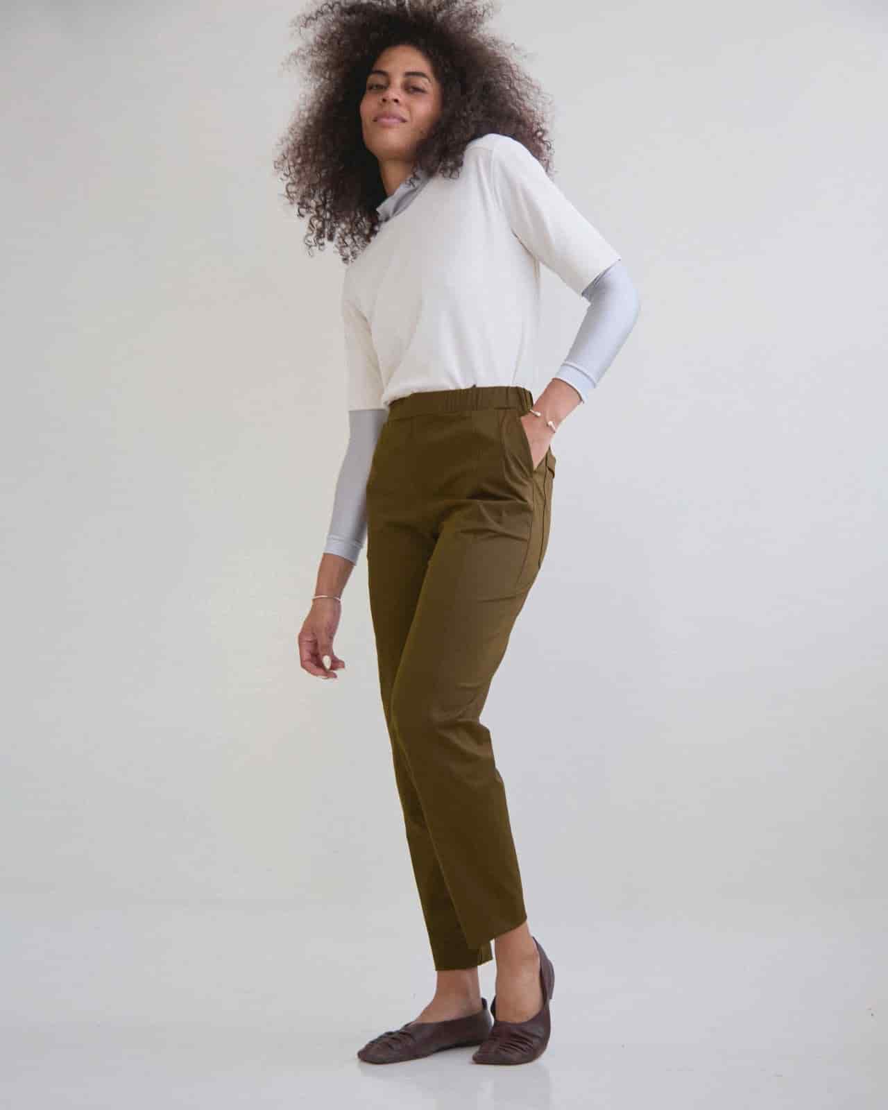 AUDAZ2 VERDE MILITAR CIERRES FEMENINO Pantalón Tech Ligero - miniatura 1