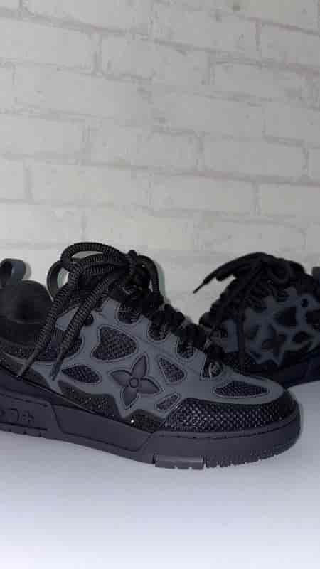 TENIS LOUIS VUITTON DOBLE CORDON GRIS PIEDRAS - miniatura 2