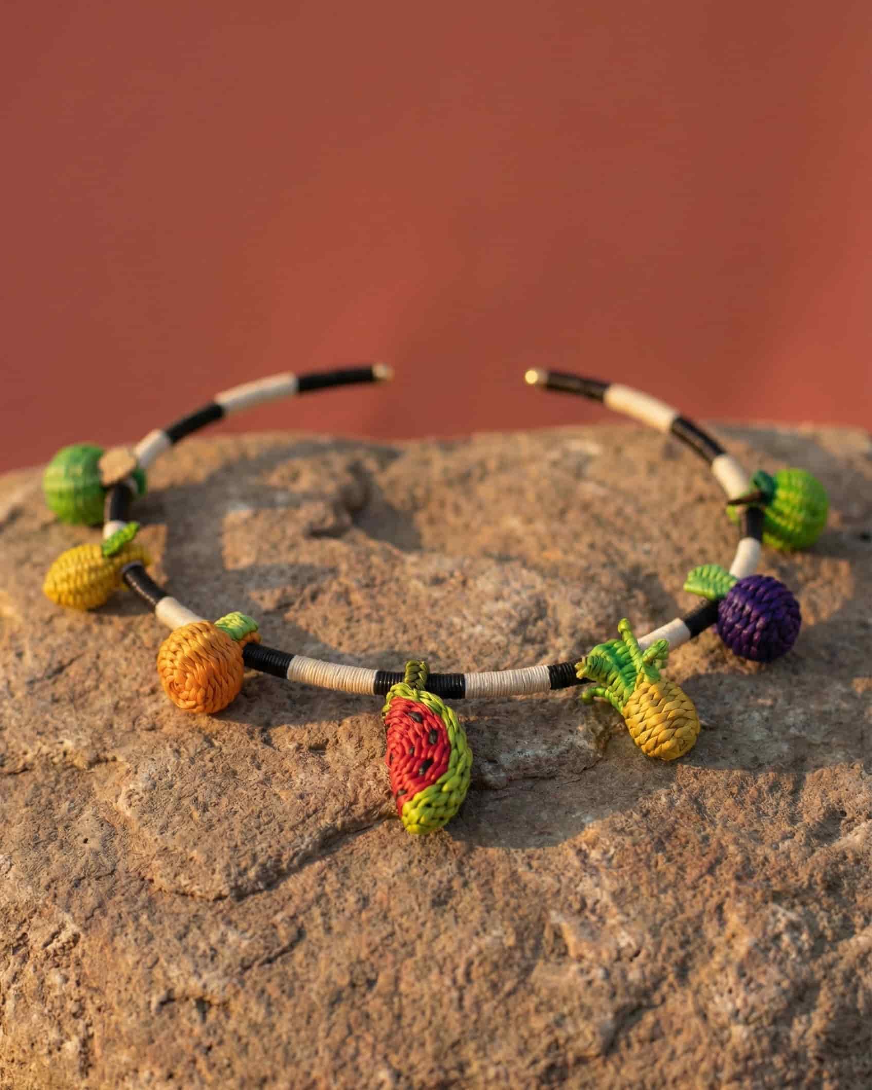 Paprika Choker + Removible Charms - miniatura 2