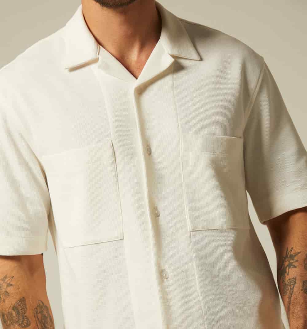 Camisa resort para hombre - miniatura 4