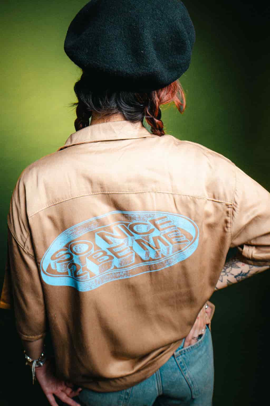 CAMISA BOTÓN SO NICE 2 BE ME CAFÉ - miniatura 4