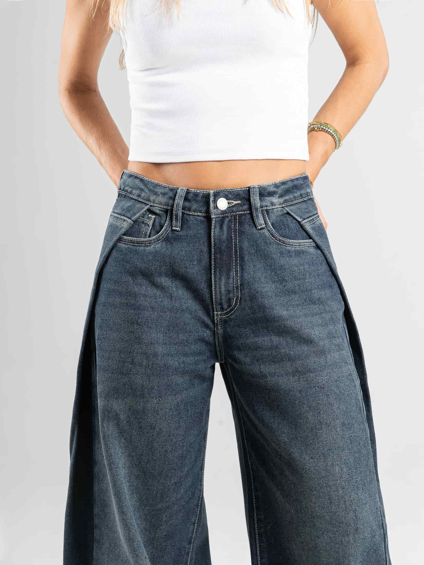 Ref: 066614 Jean wide leg , rígido, tiro medio, detalle de pliegue en costado, tono azul medio - miniatura 2