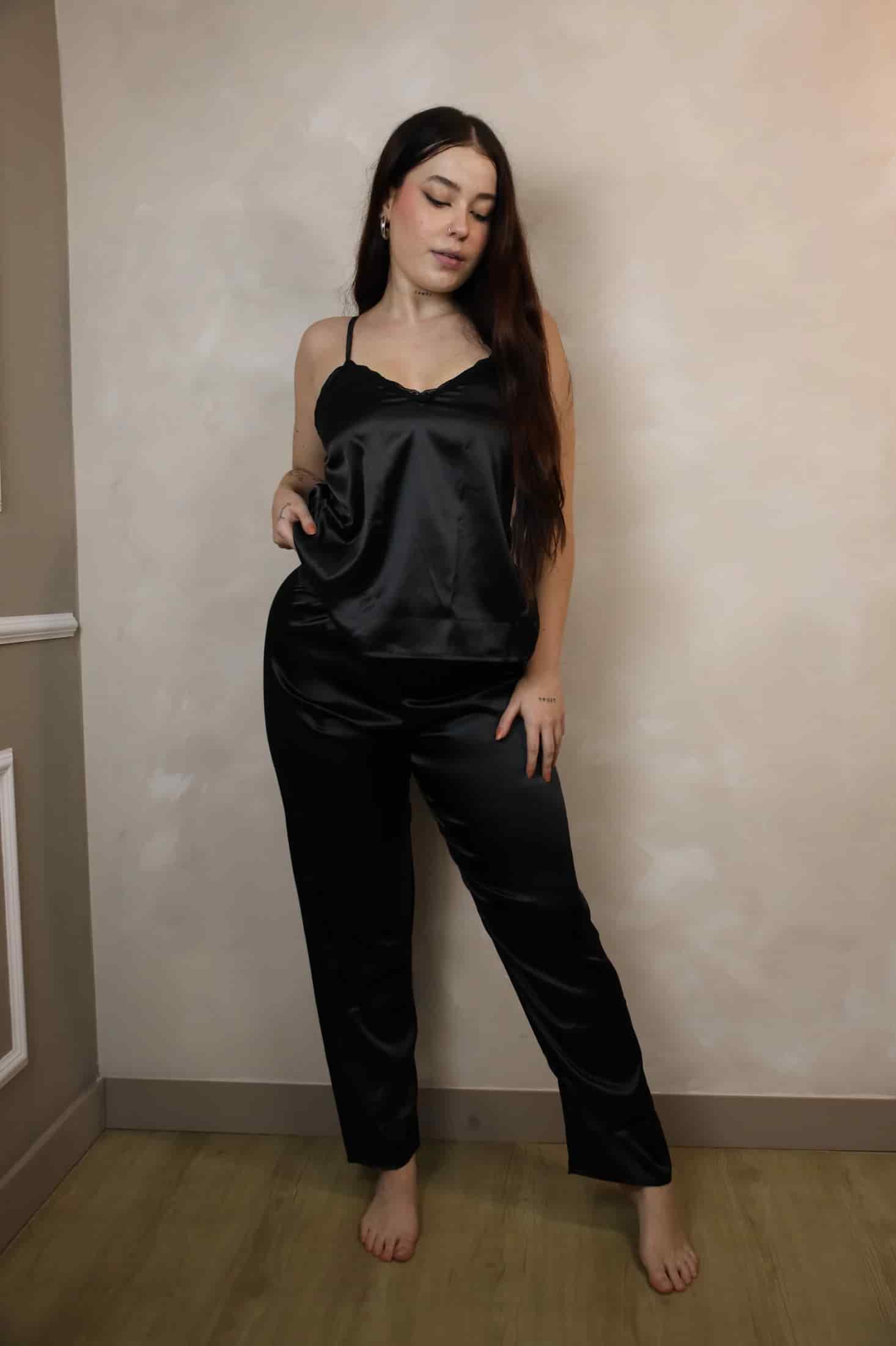 Pijama Pantalón Satín Negra - miniatura 1