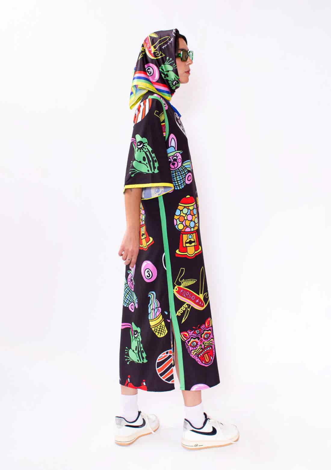 Vestido Loose Negro /  Ilustración Encantados Tesoros - miniatura 1
