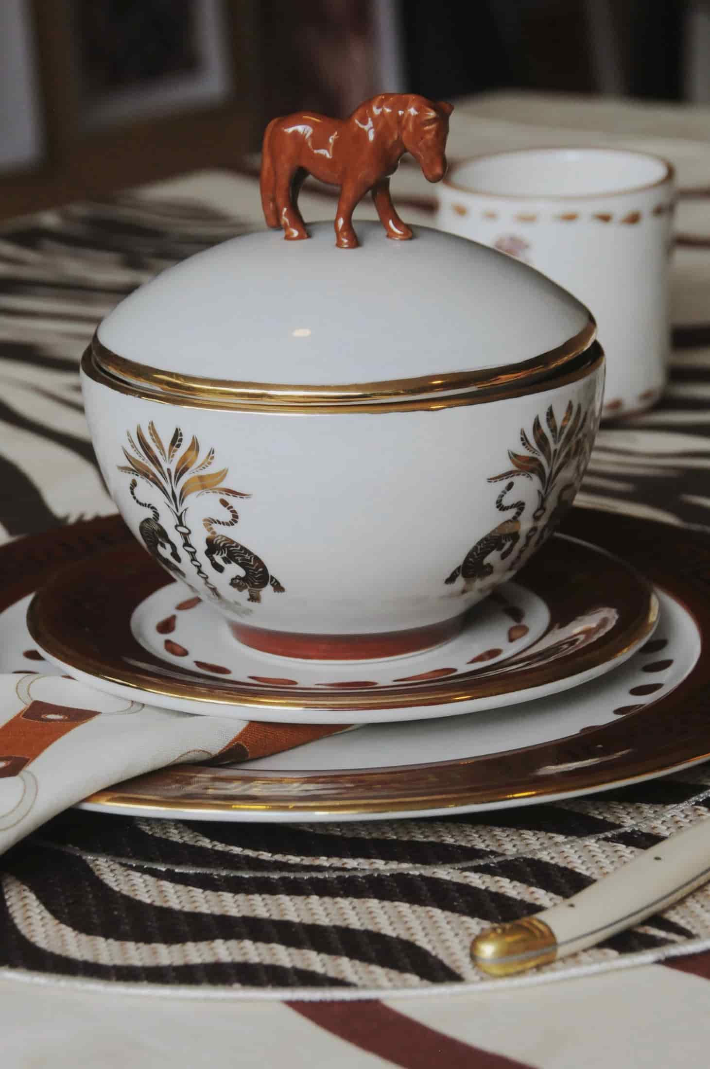 Horse Bowl / Chocolate & Gold - miniatura 3