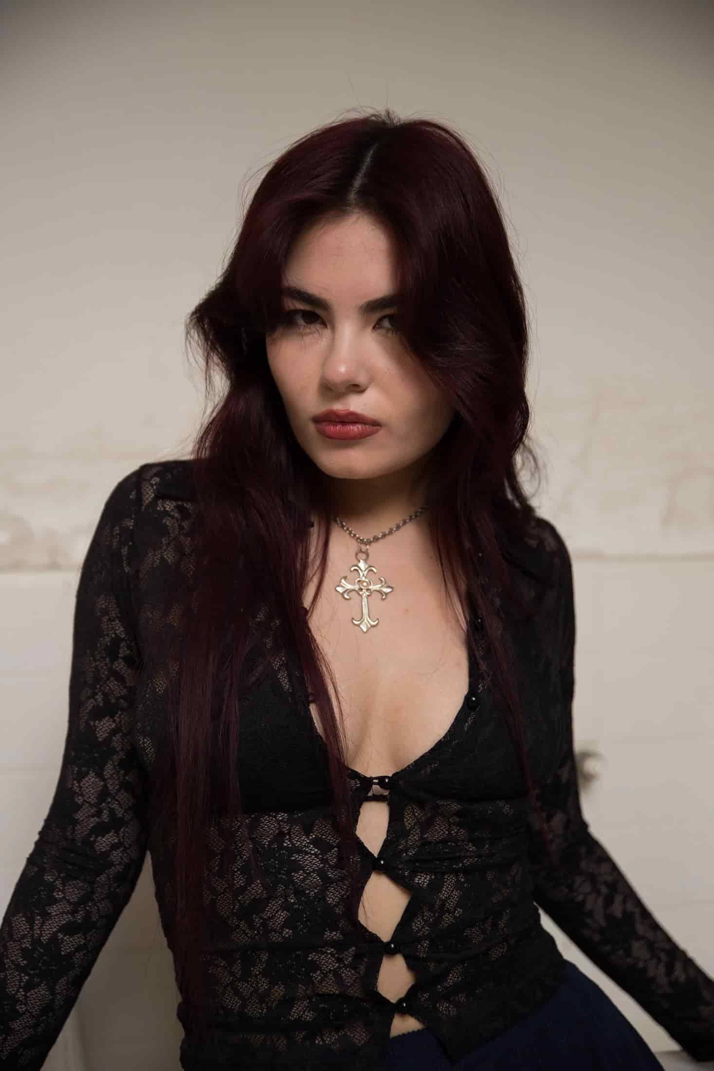 SYLVANNA BLACK LACE - miniatura 2