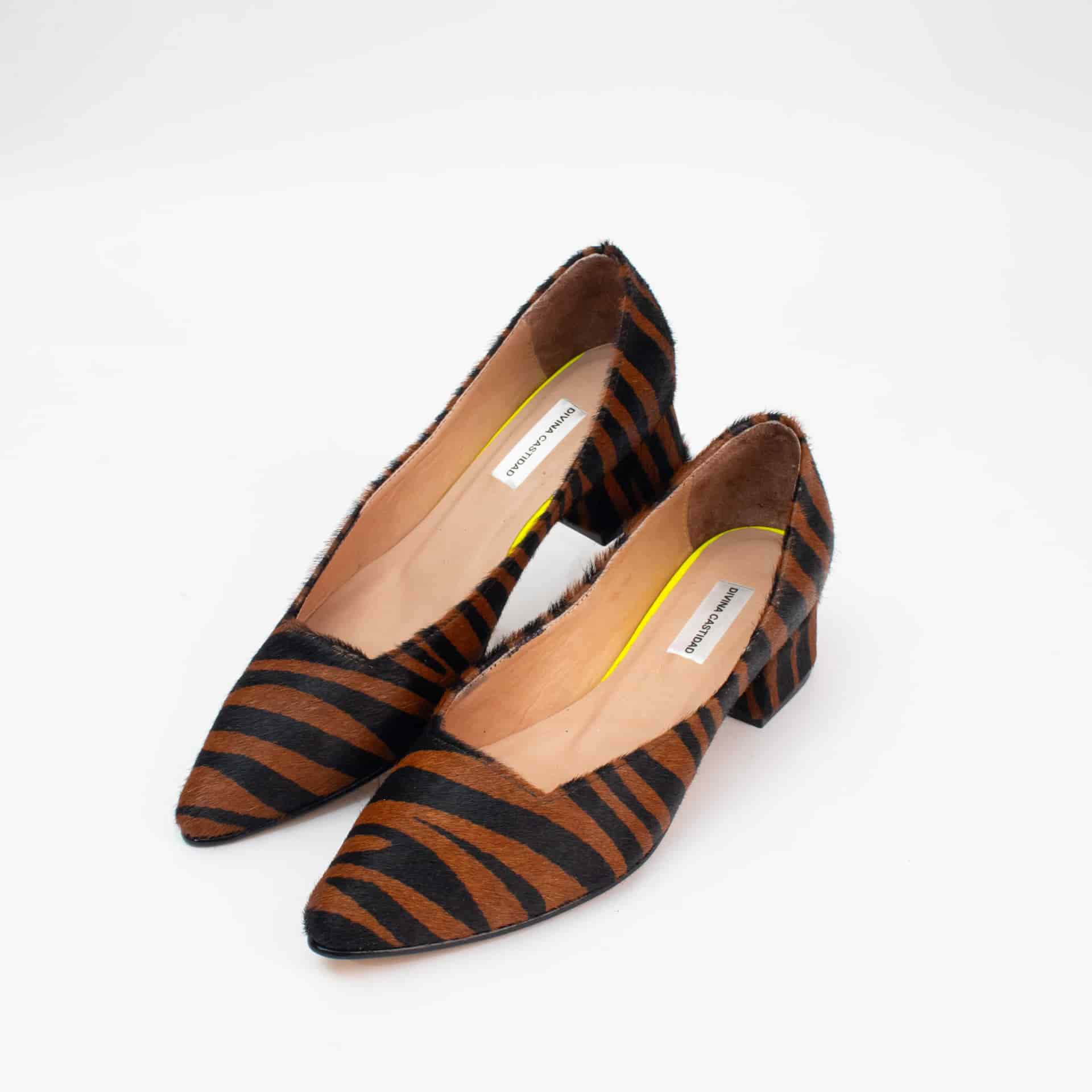 Zebra Print Calf Hair Midi Heels - miniatura 3