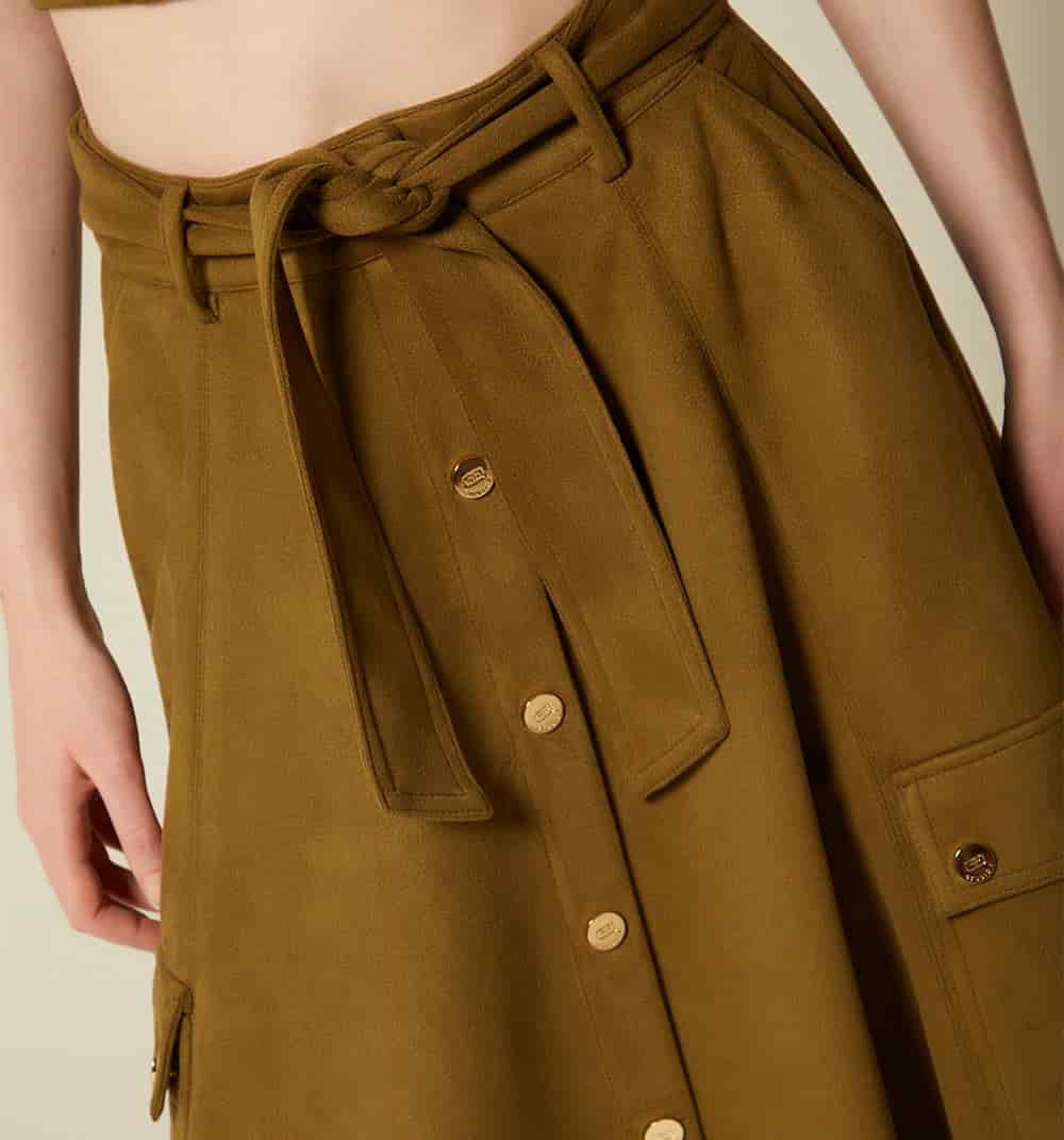 Falda midi con bolsillos - miniatura 3