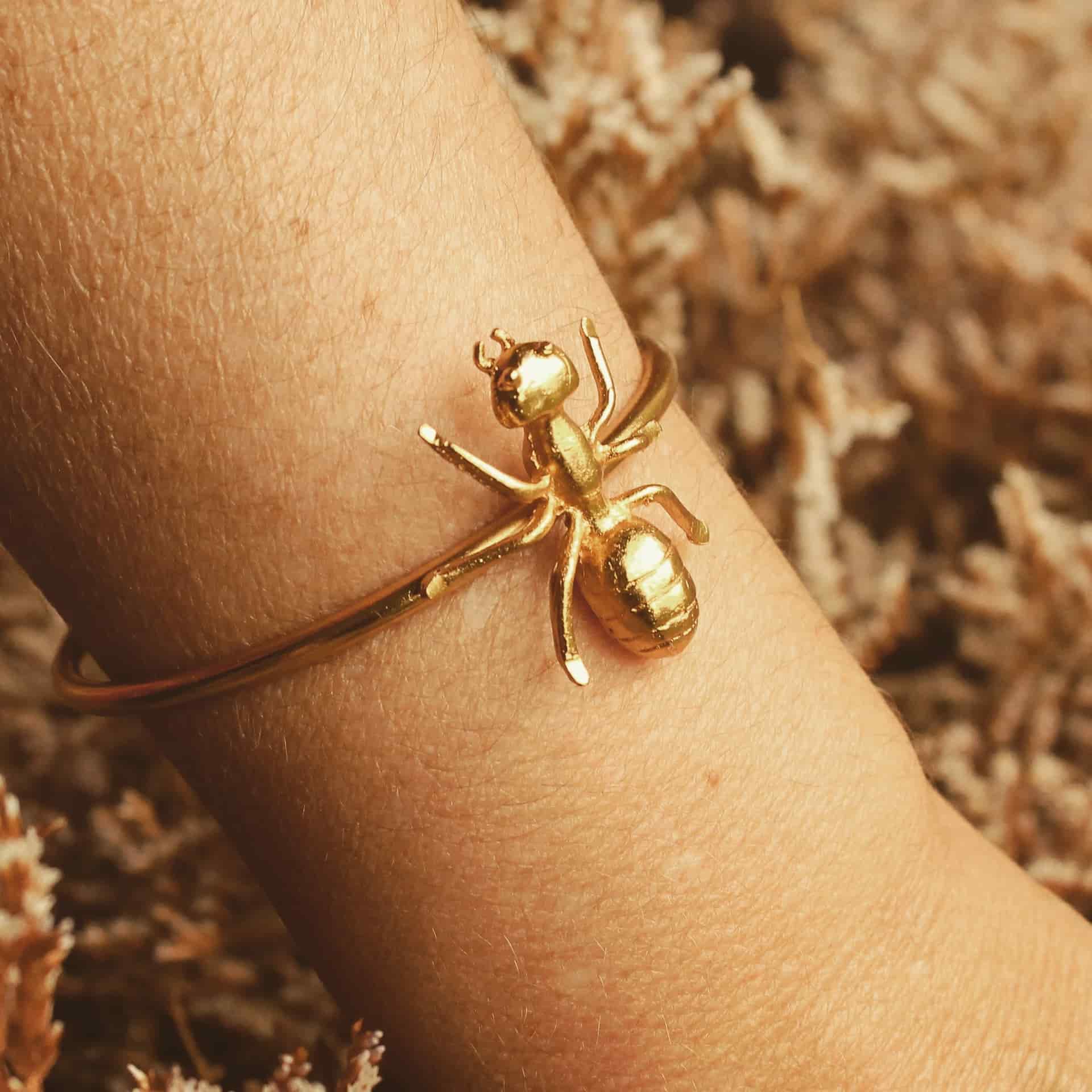 Brazalete con hormiga grande - miniatura 3