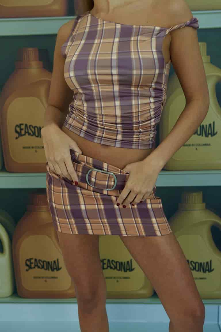 Mini Skirt In Purple Tartan - miniatura 2