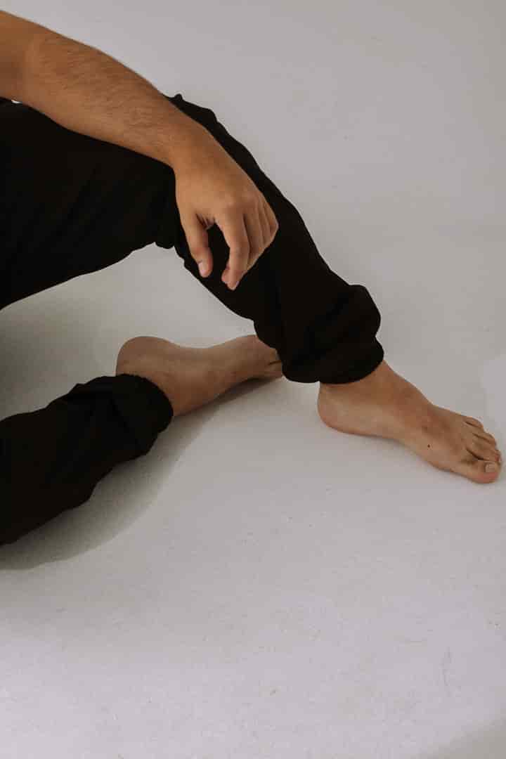 Pantalón negro - miniatura 4